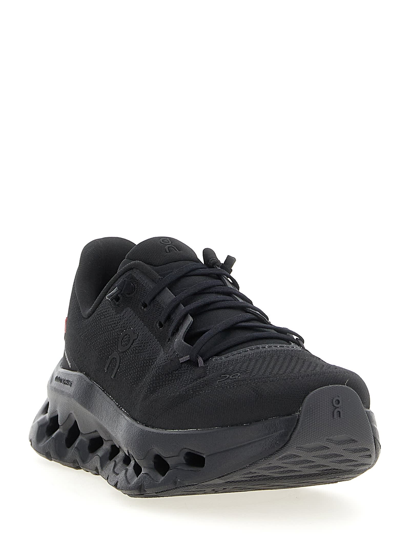 On Low Top Sneakers With Mesh Upper And Rubber Outsole In Black