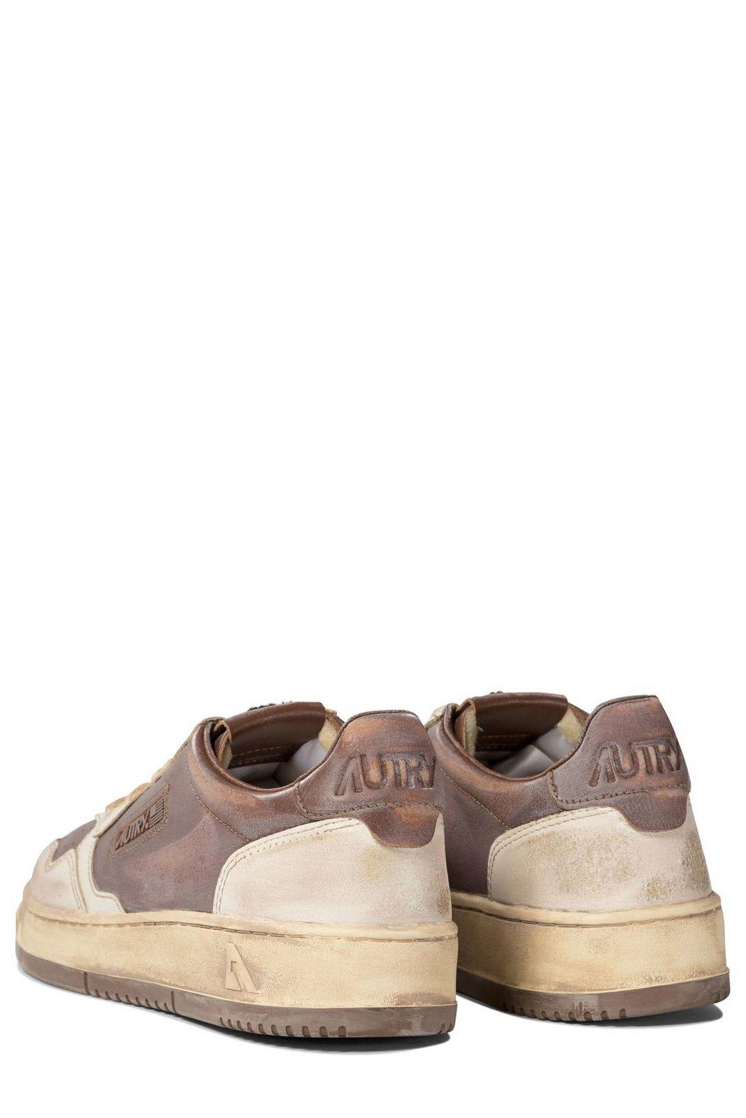 Shop Autry Medalist Low Super Vintage Sneakers In Leat/mud Patridge