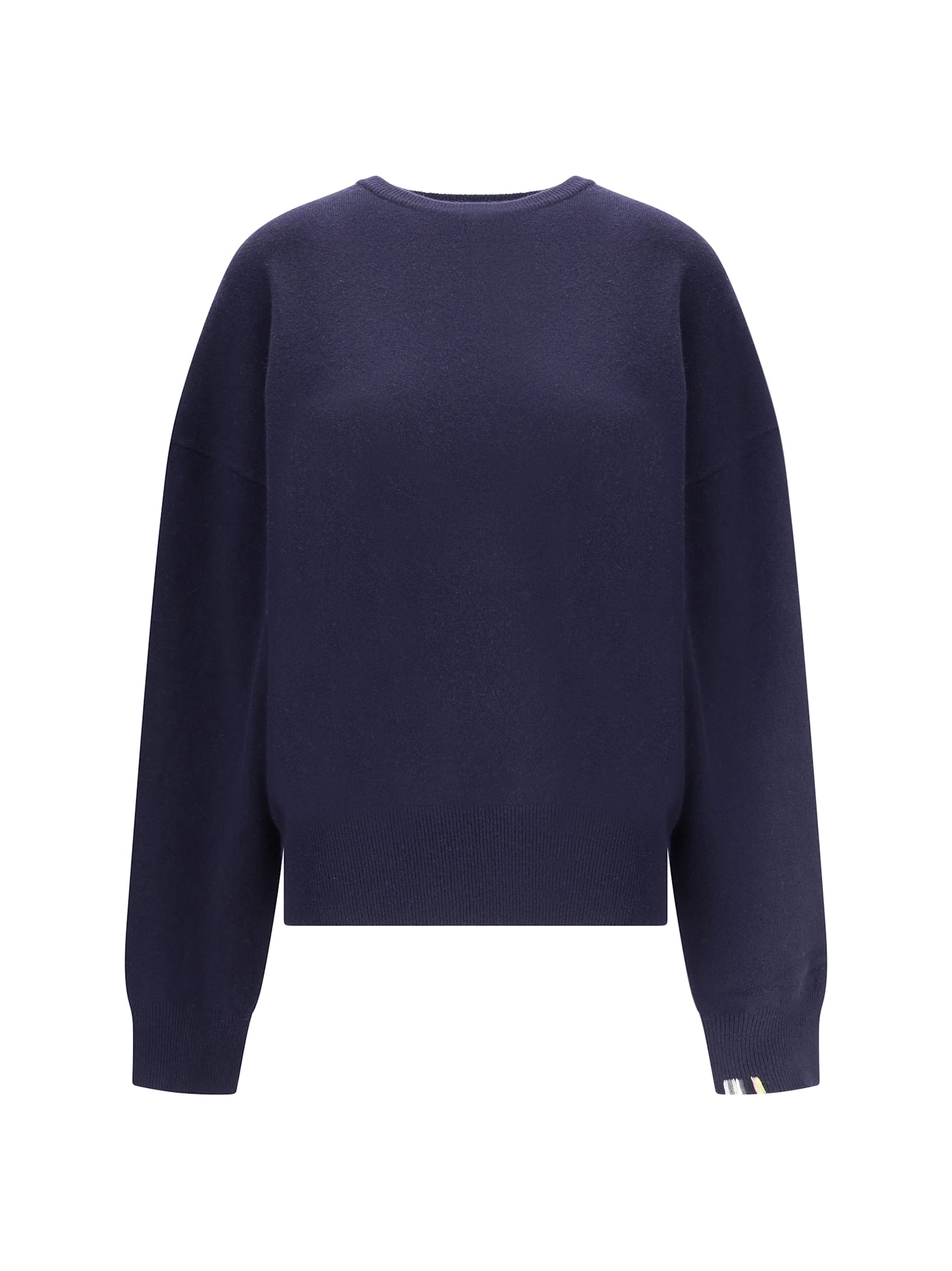 Tes Sweater