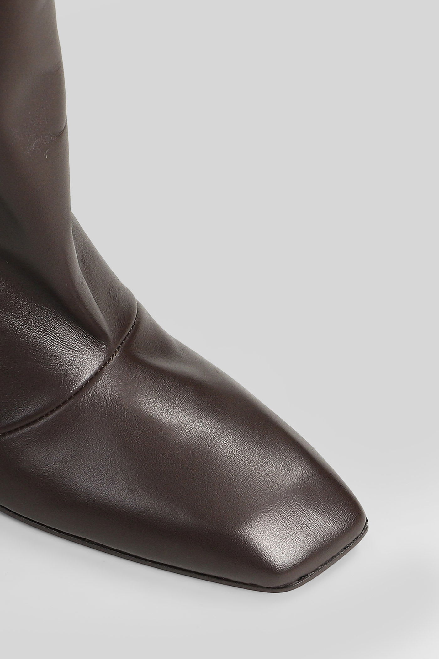 Vicini Cizin 30 Low Heels Boots In Brown Leather In Brown