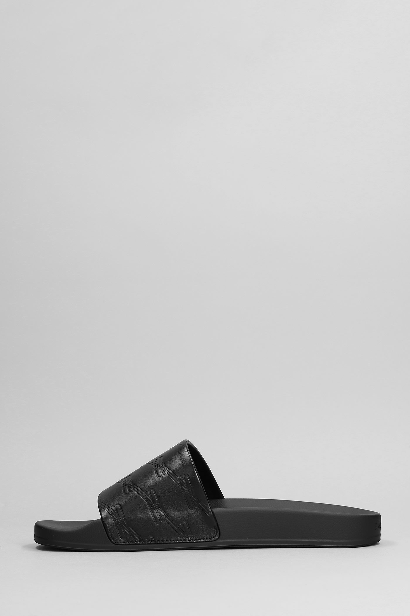 Balenciaga Slipper-mule In Black Leather In Black