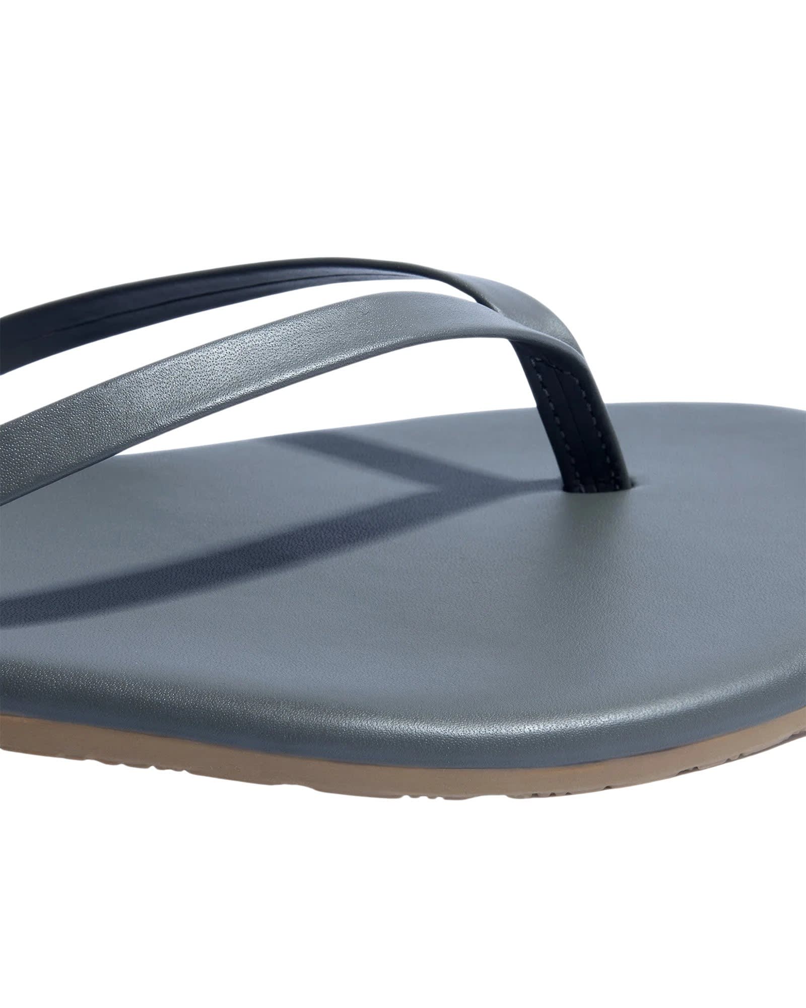 Tkees Lily Liners In Gray