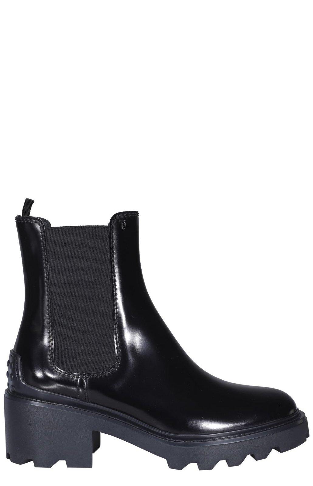 Shop Tod's Chelsea Ankle Boots In Nero