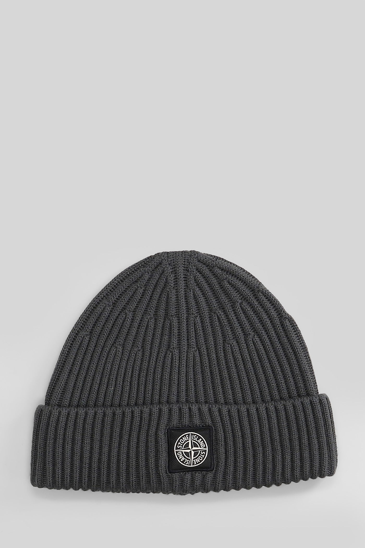 Stone Island Ribbed Knit Beanie With Folded Cuff And Logo Patch In Gray