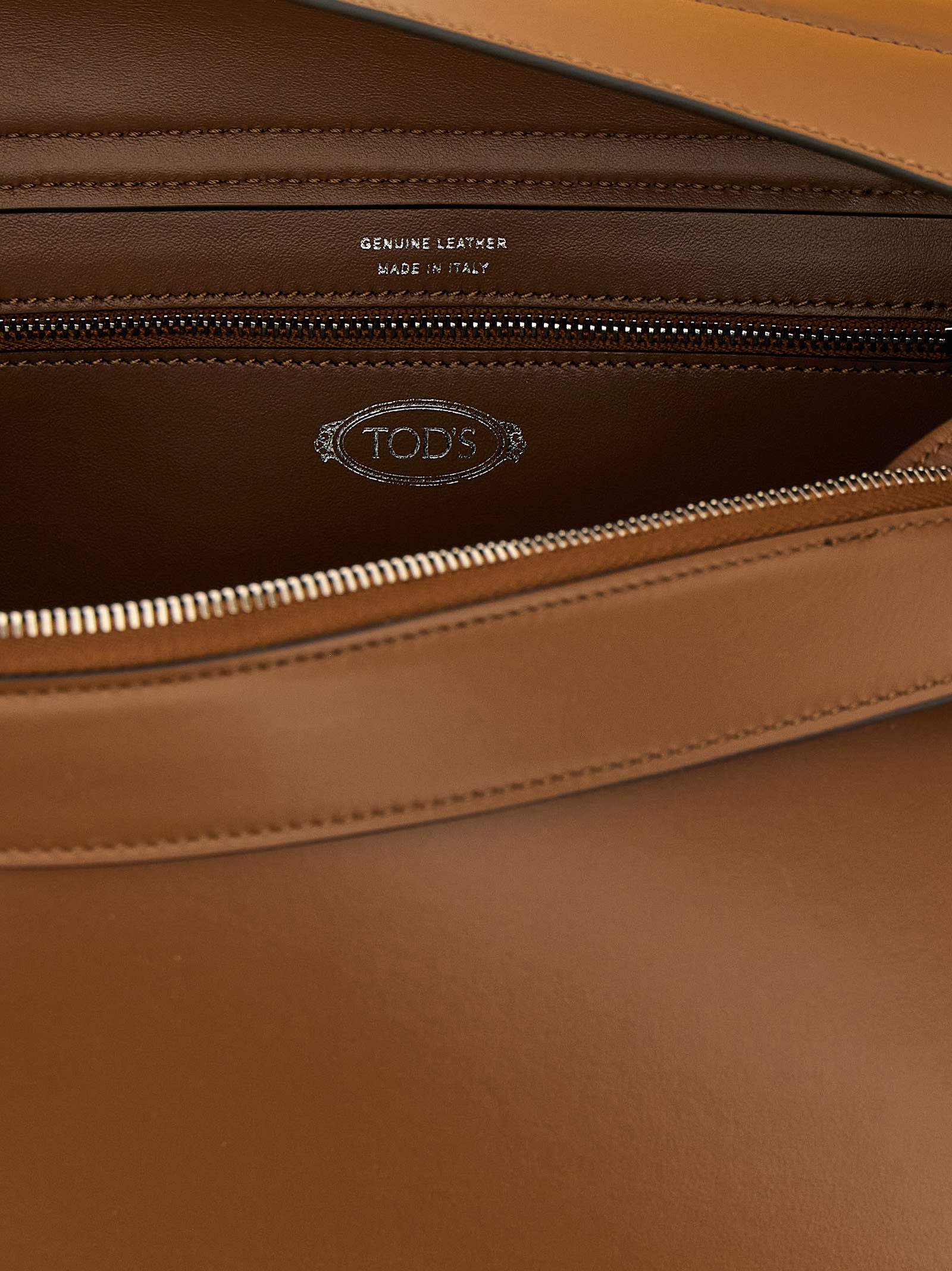 Tod's Tods Wave Medium Shoulder Bag In Brown