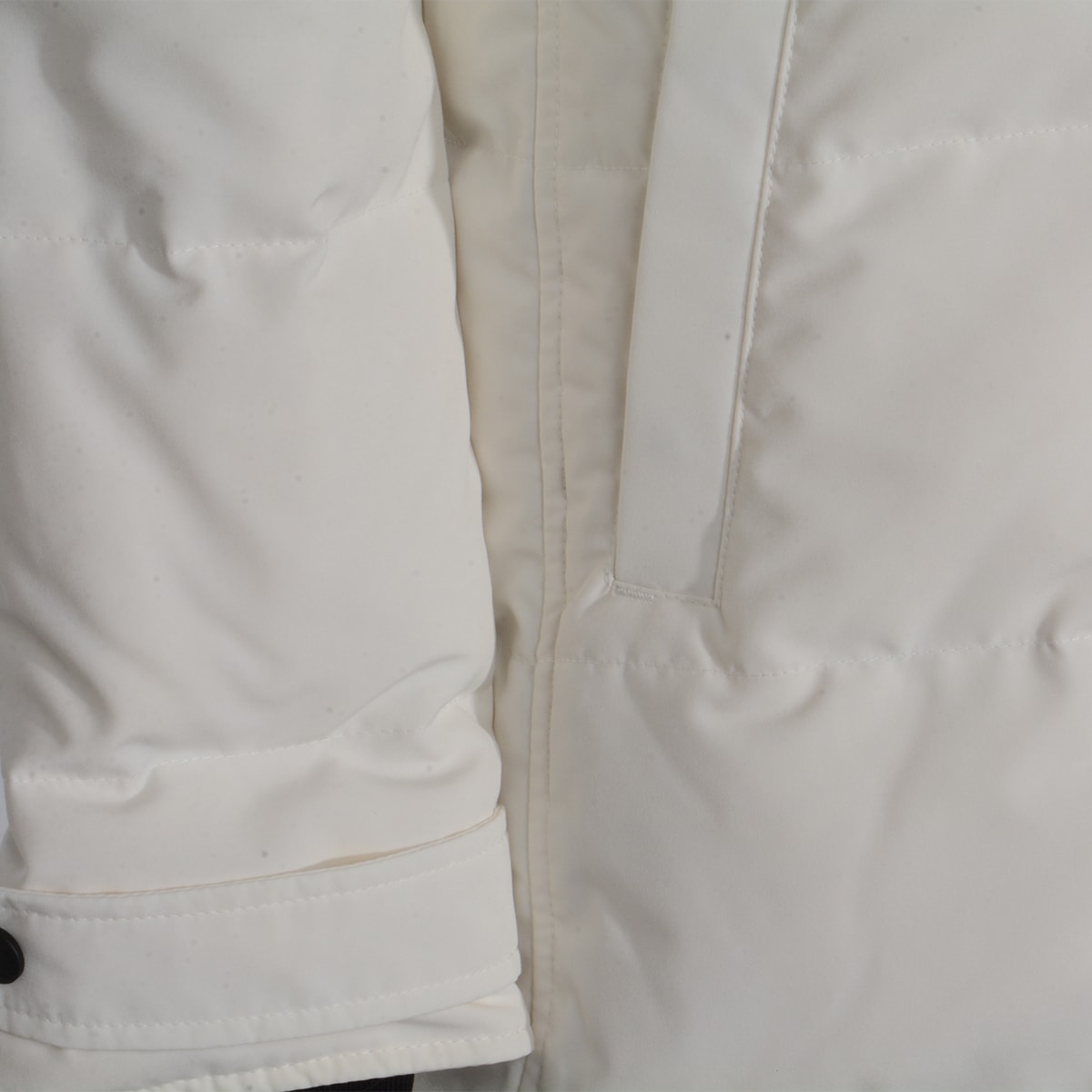 Canada Goose Hooded Long Quilted Jacket With Adjustable Cuffs In White