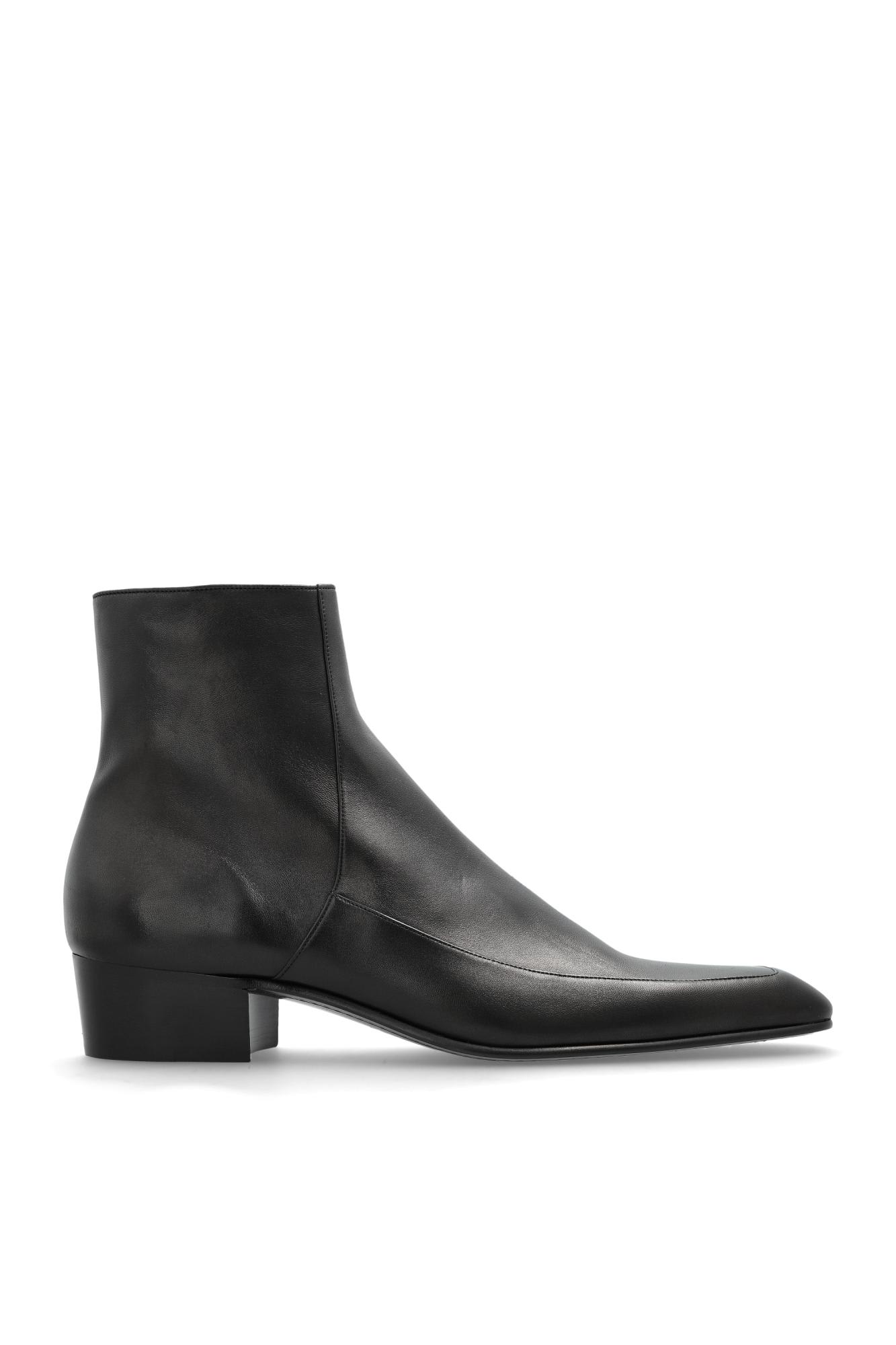 Saint Laurent Ozil Leather Ankle Boots In Black