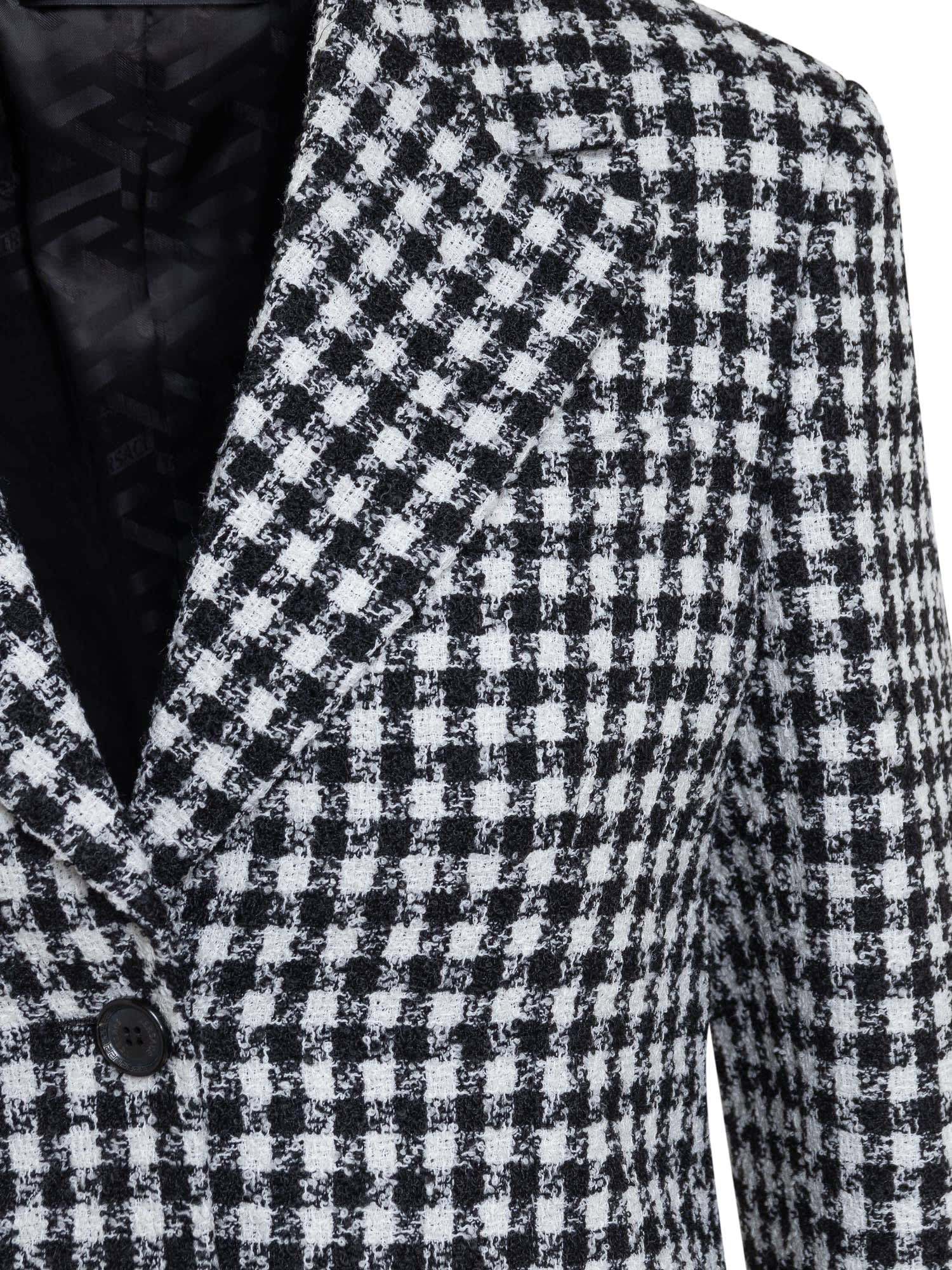 Shop Versace Pied De Poule Blazer In Bianco Nero