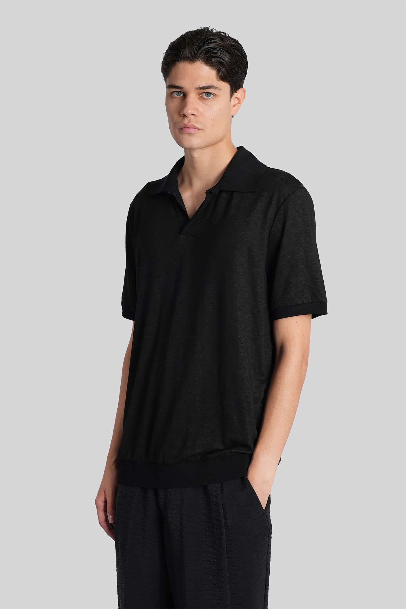 Giorgio Armani Polo In Black Linen In Black