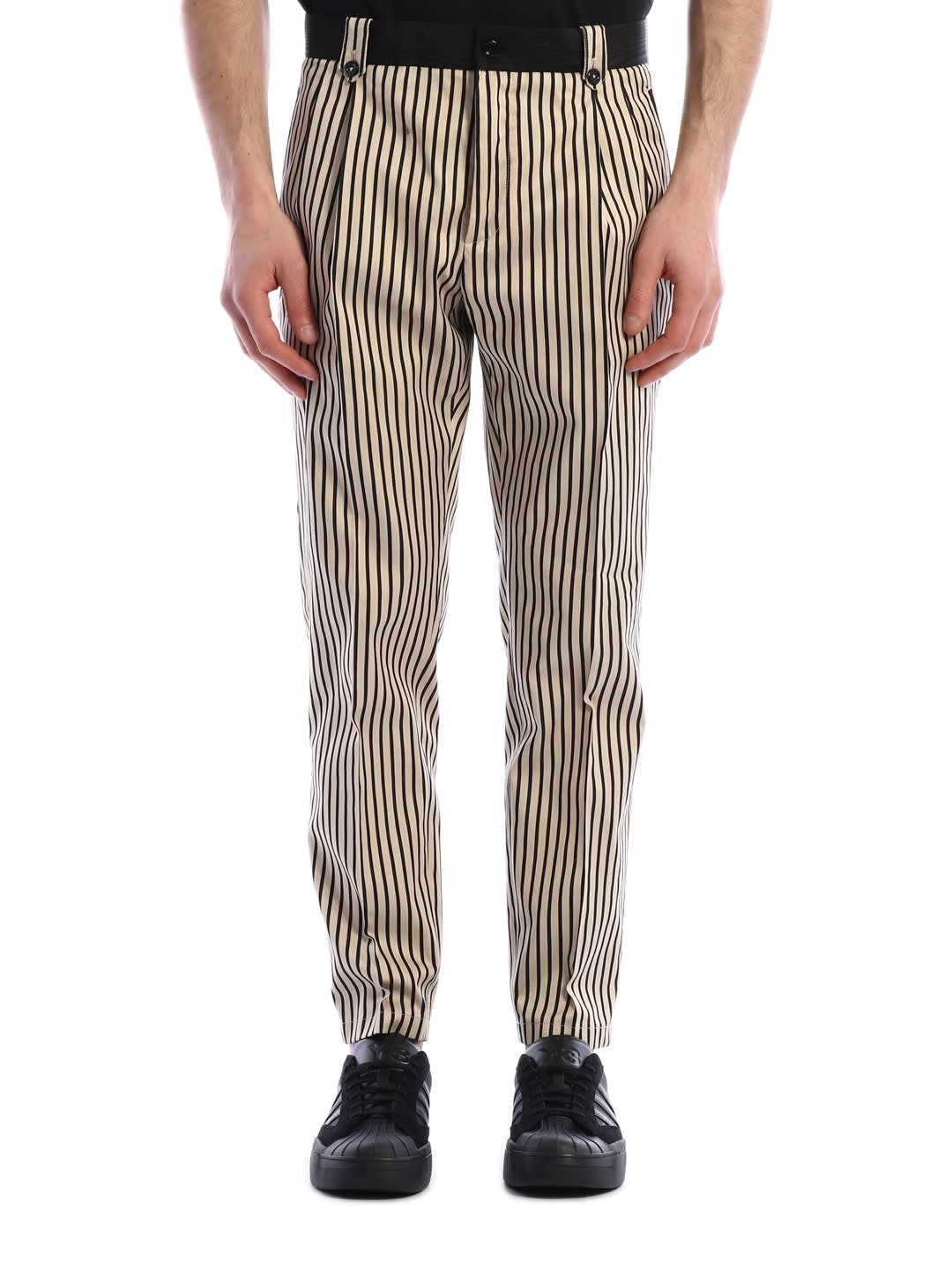 beige striped trousers