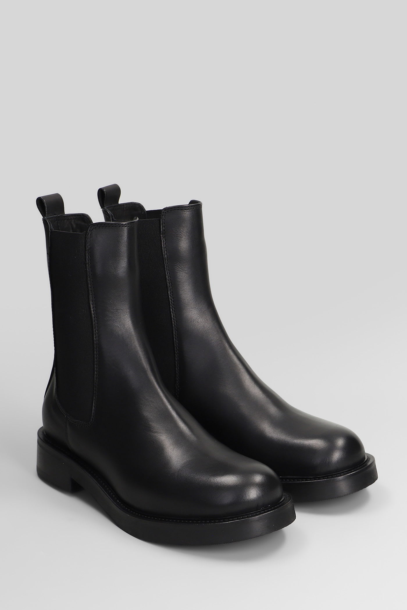 Julie Dee Low Heels Ankle Boots In Black Leather In Animal Print