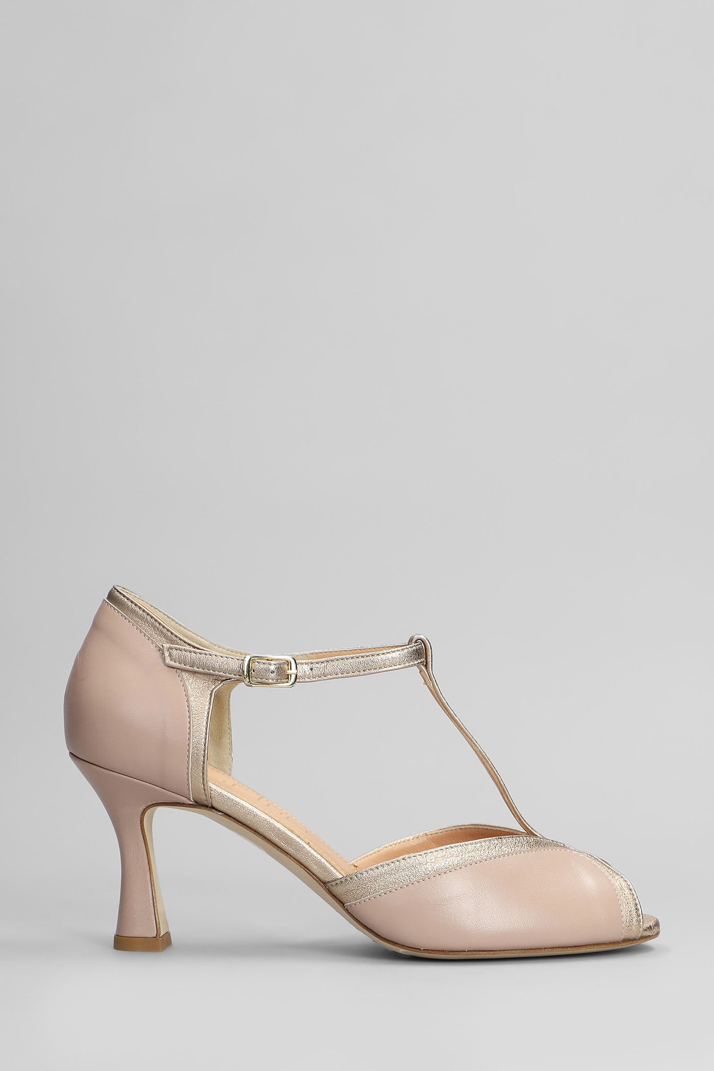 Sandals In Powder Leather