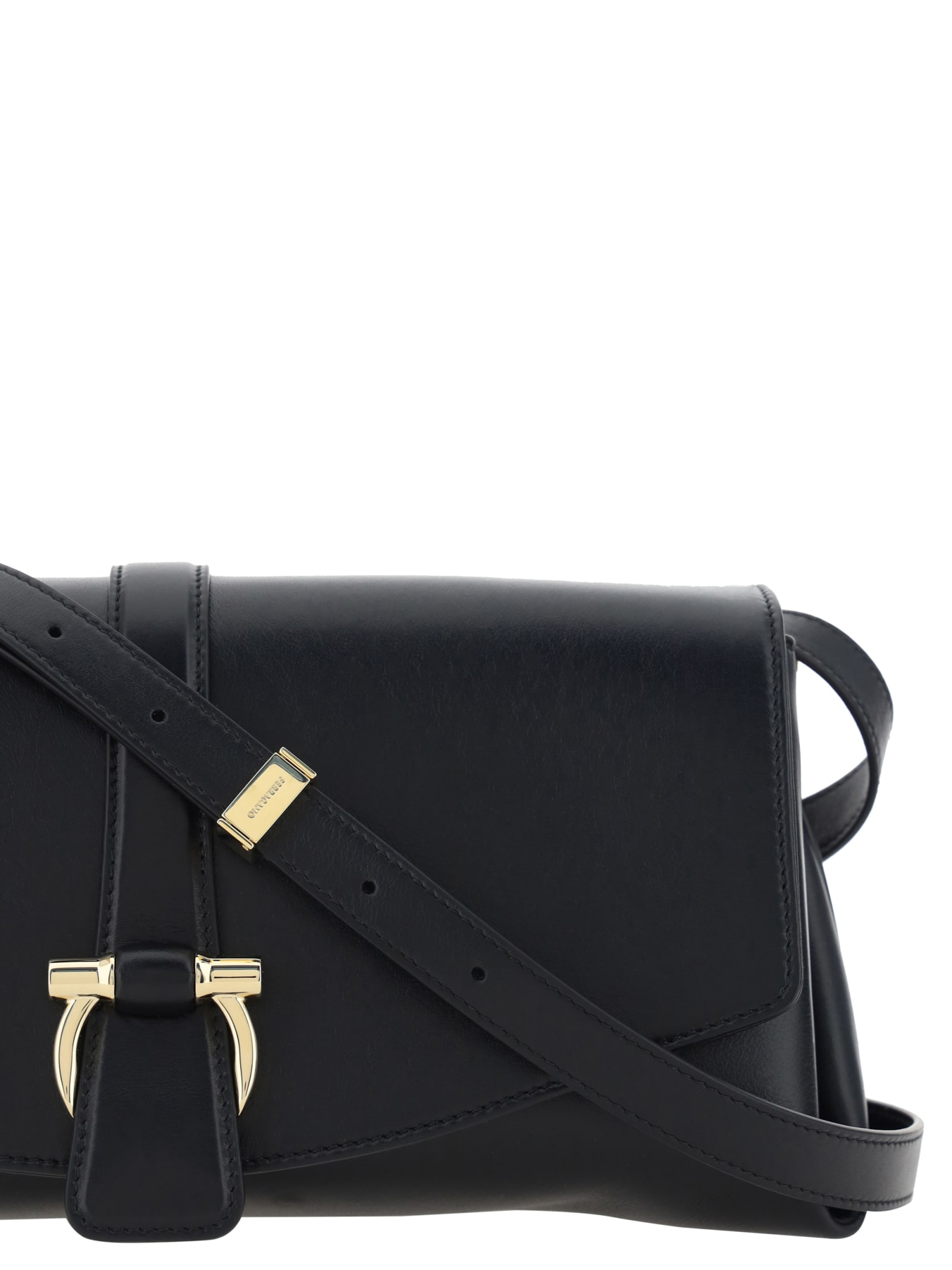 Shop Ferragamo Flap Shoulder Bag In Black