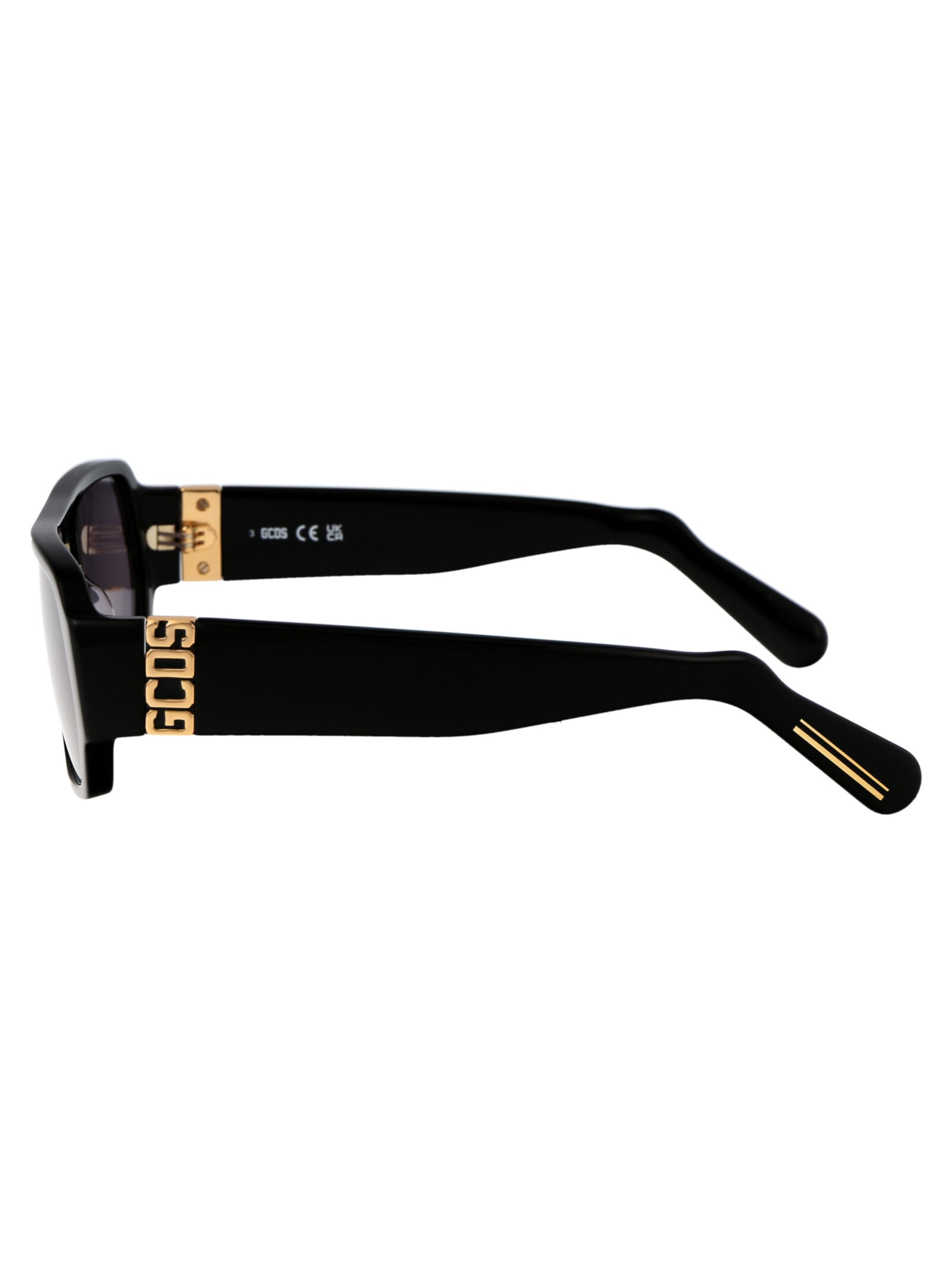 Shop Gcds Gd0034 Sunglasses In 01a Nero Lucido/fumo
