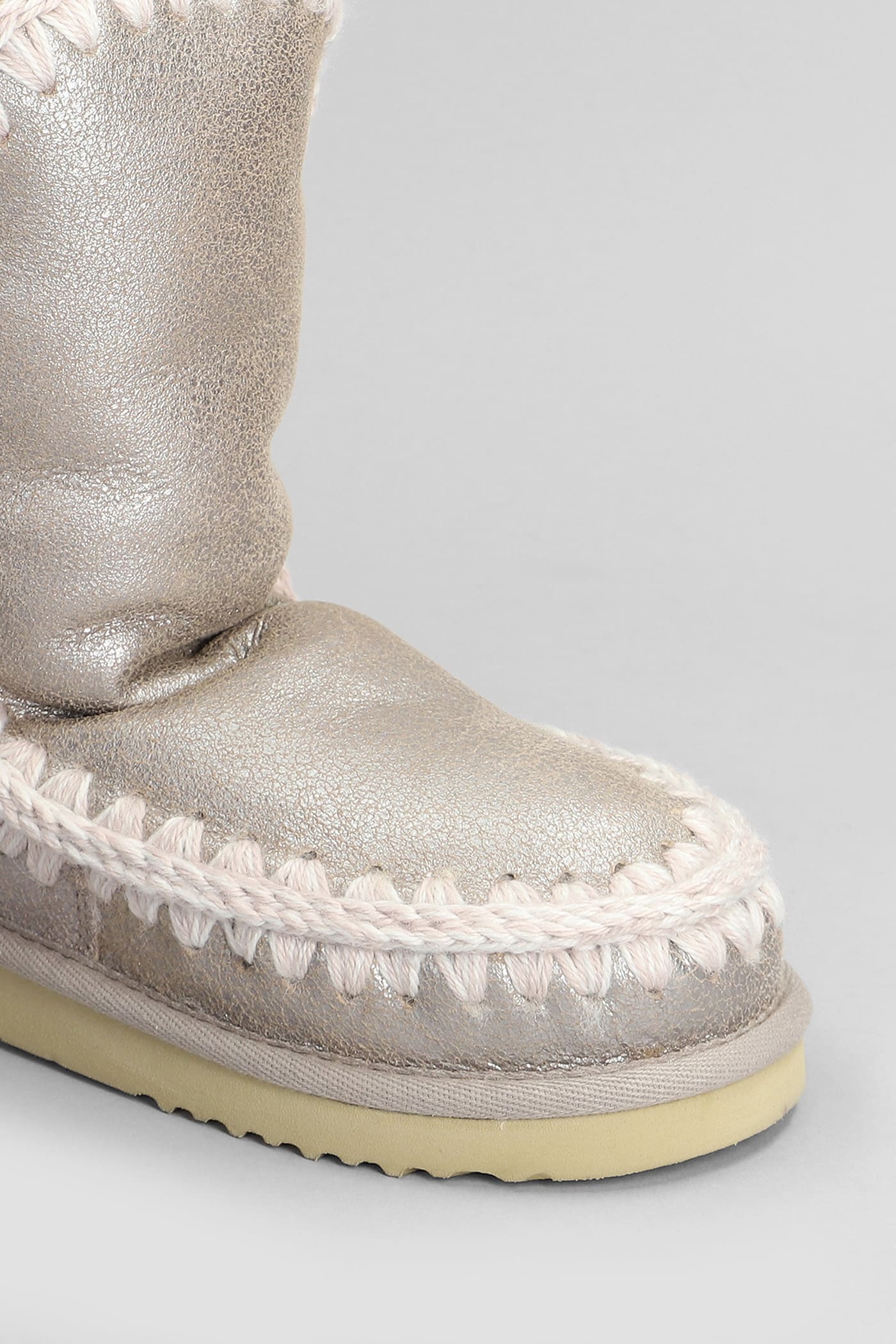 Mou Eskimo 24 Low Heels Ankle Boots In Beige Leather In Beige