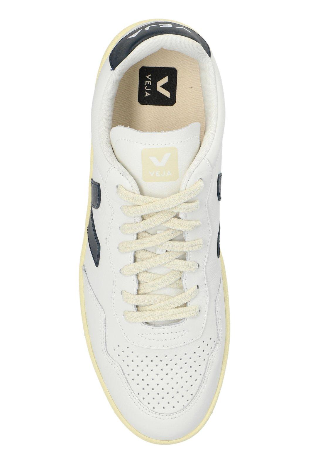 Veja V-90 Man Sneakers White Size 9 Leather