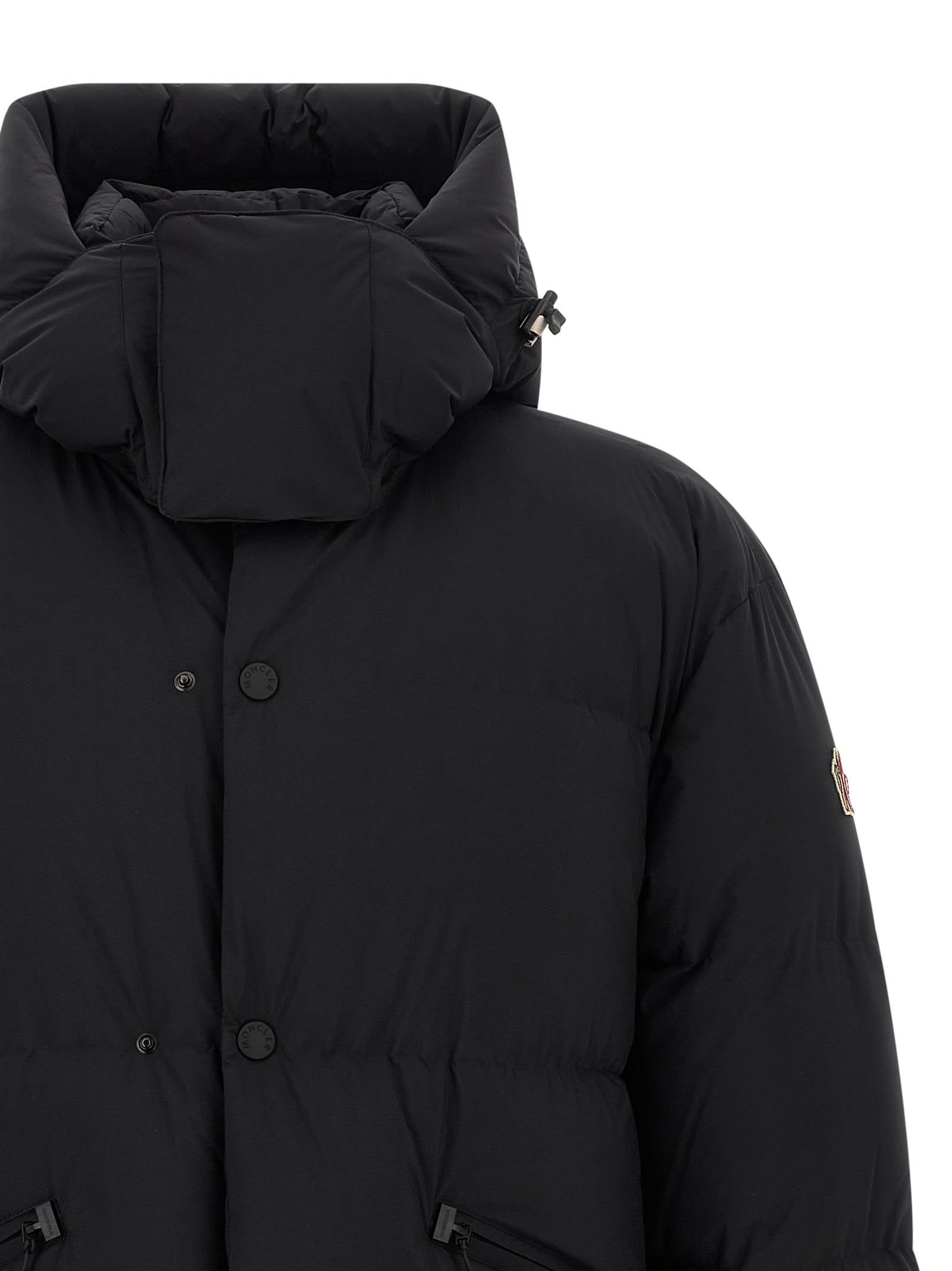 Moncler Down Jacket With Hood And Zippered Pockets In White