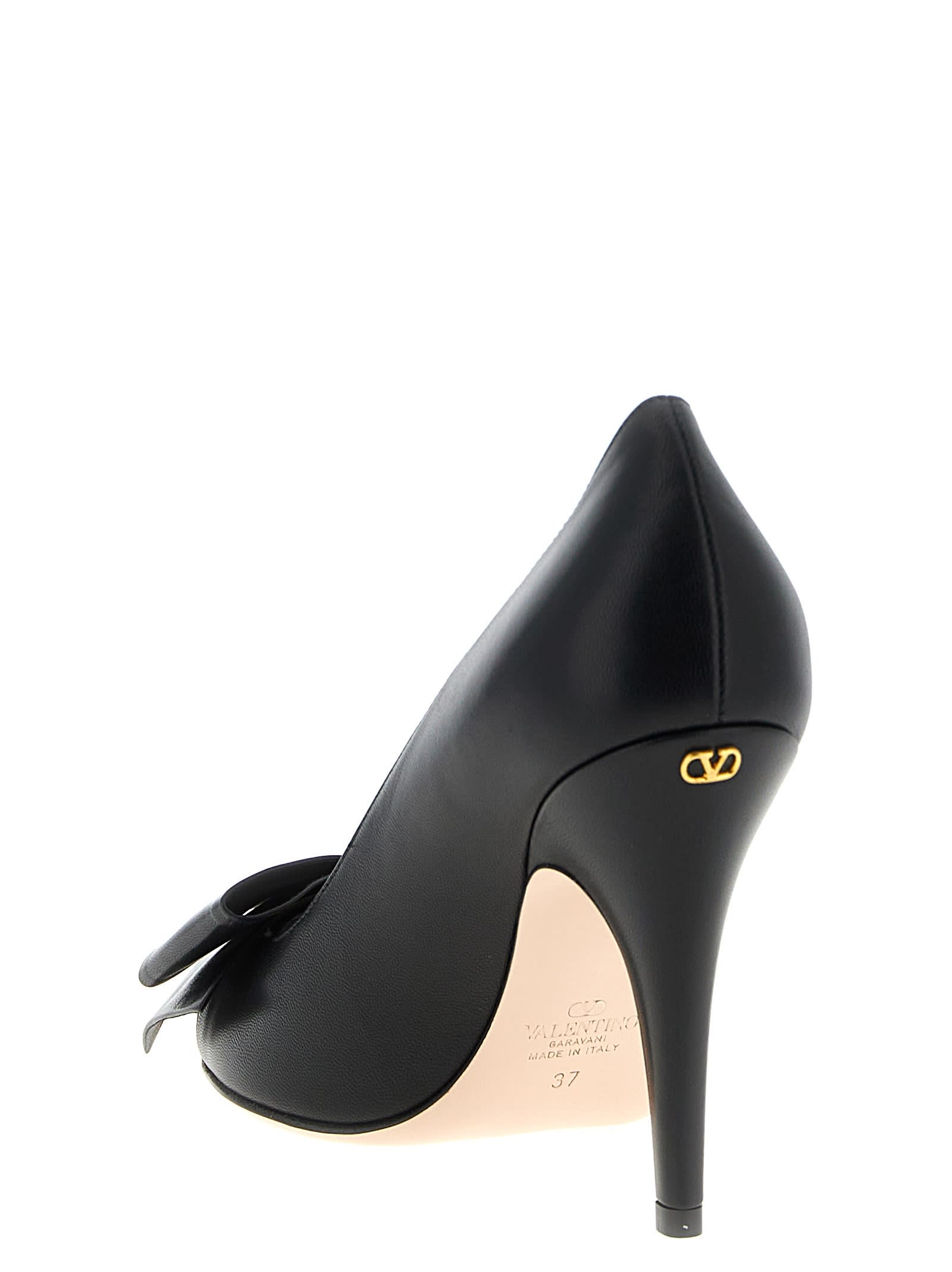 Valentino Garavani Bowow Pumps In Black