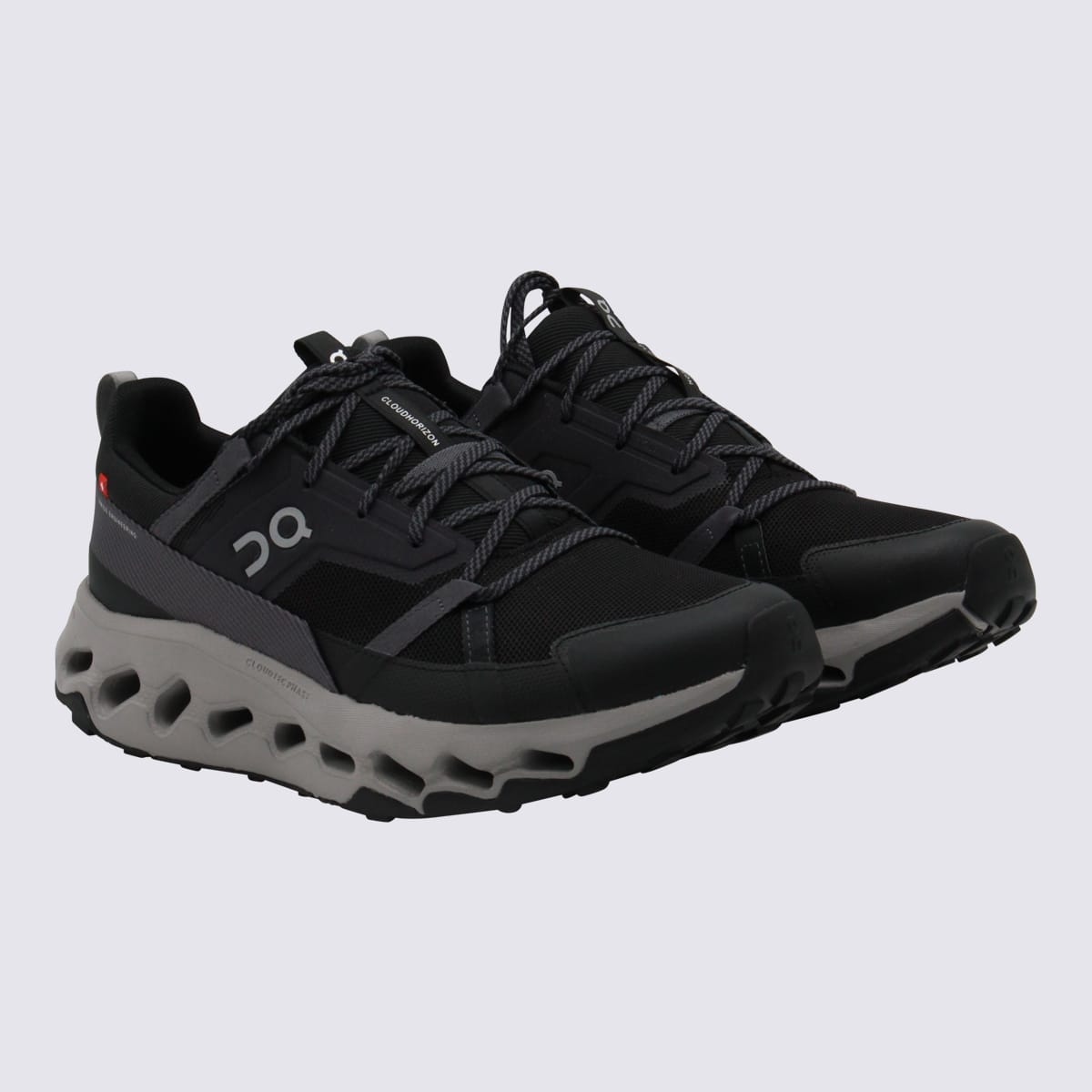 On Black Cloud Horiz Sneakers In Black