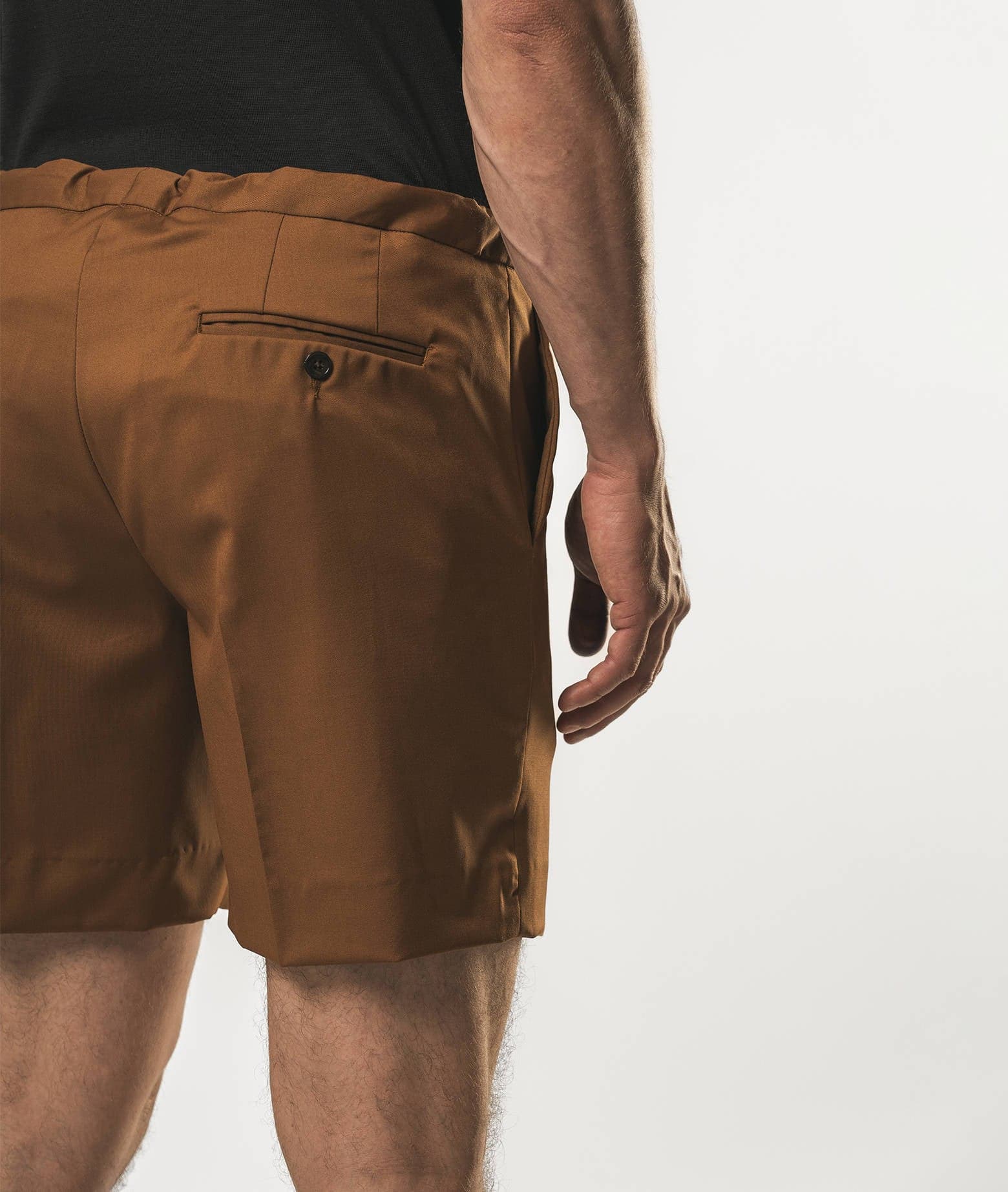 Larusmiani D20 Bermuda Pants In Brown