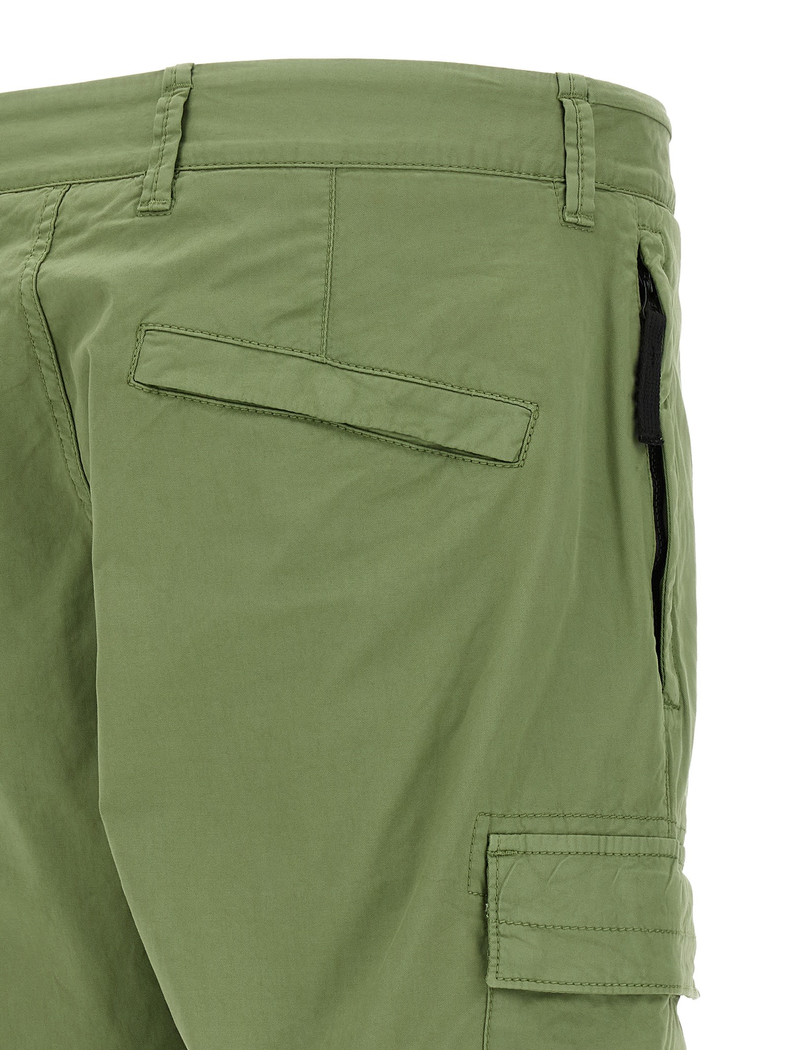 Stone Island Compass Patch Cargo Pants In Green