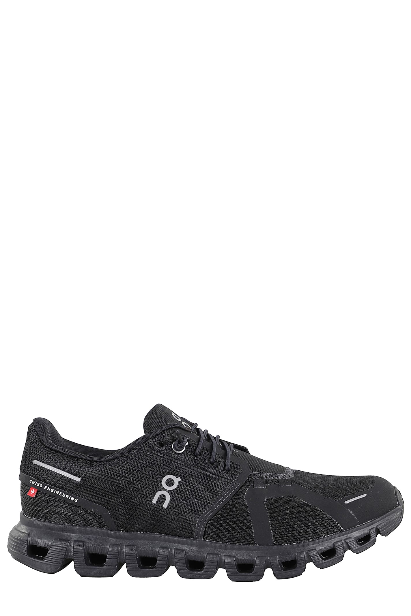 On Cloud 6 Sneakers With Rounded Toe In Black