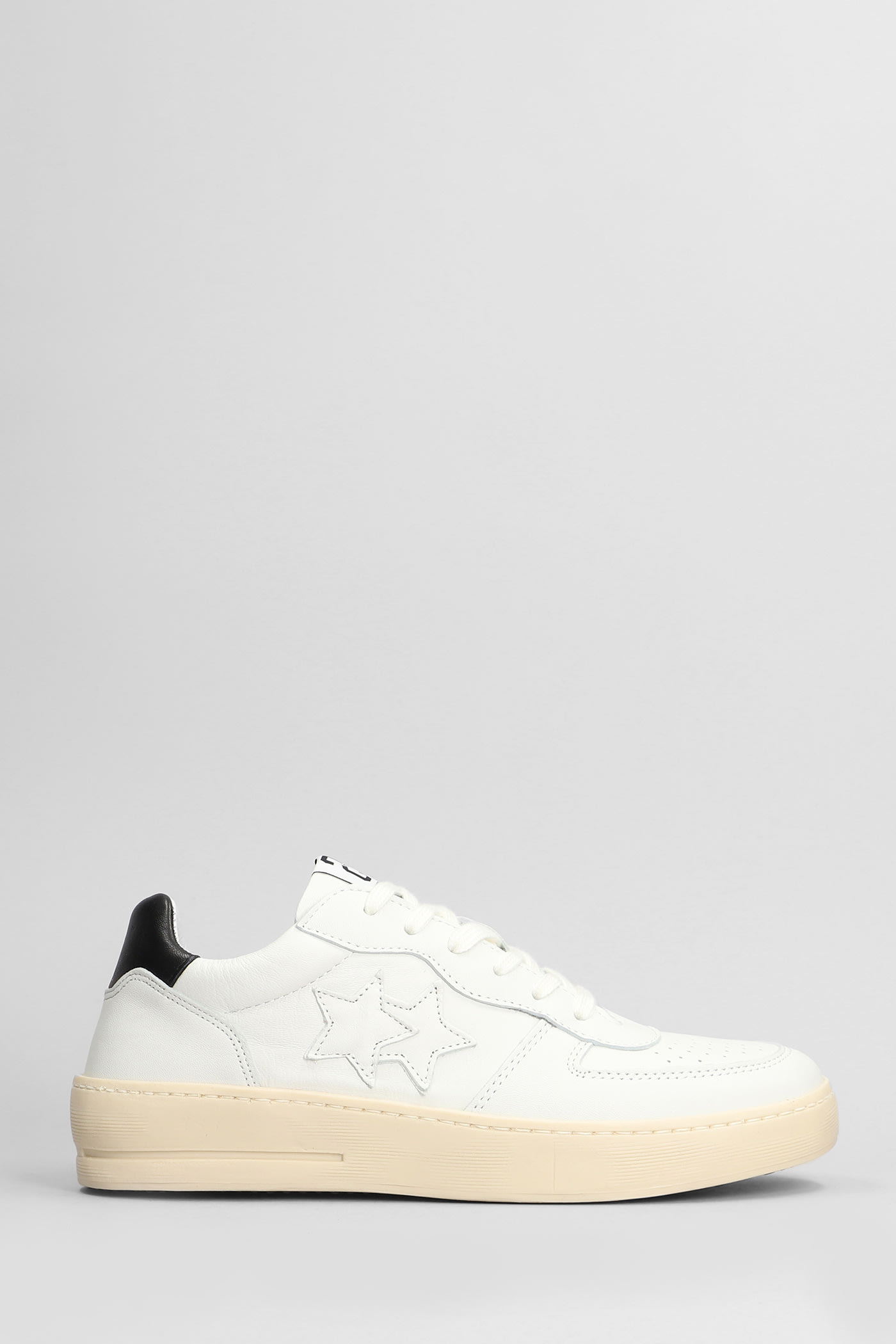 Sneakers In White Leather