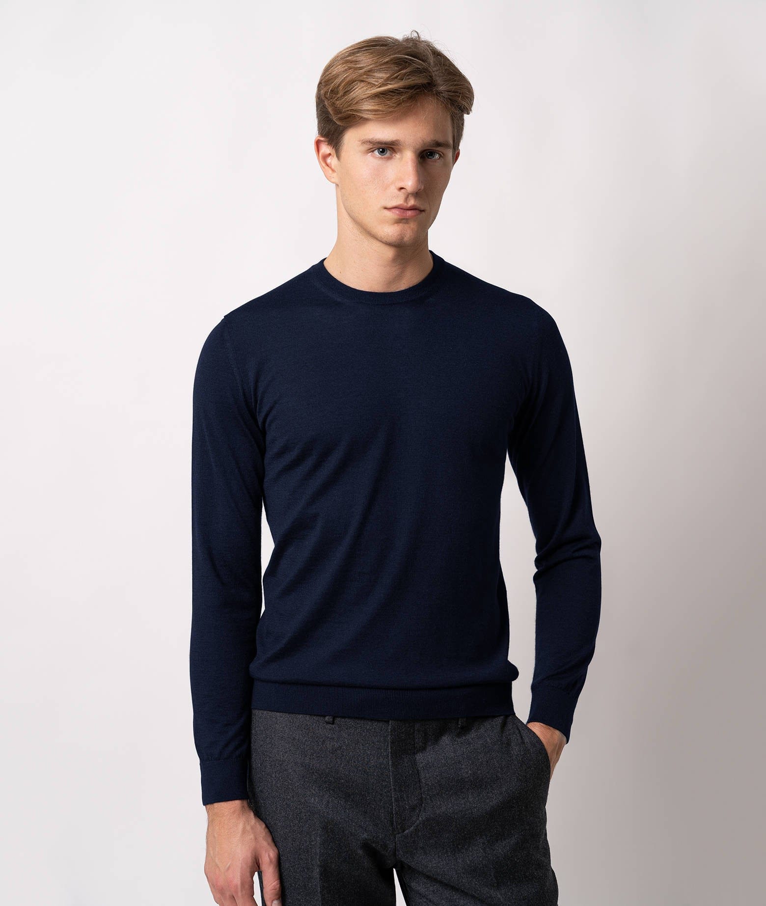 Larusmiani Long-sleeved T-shirt Roquebrune Sweater In Blue