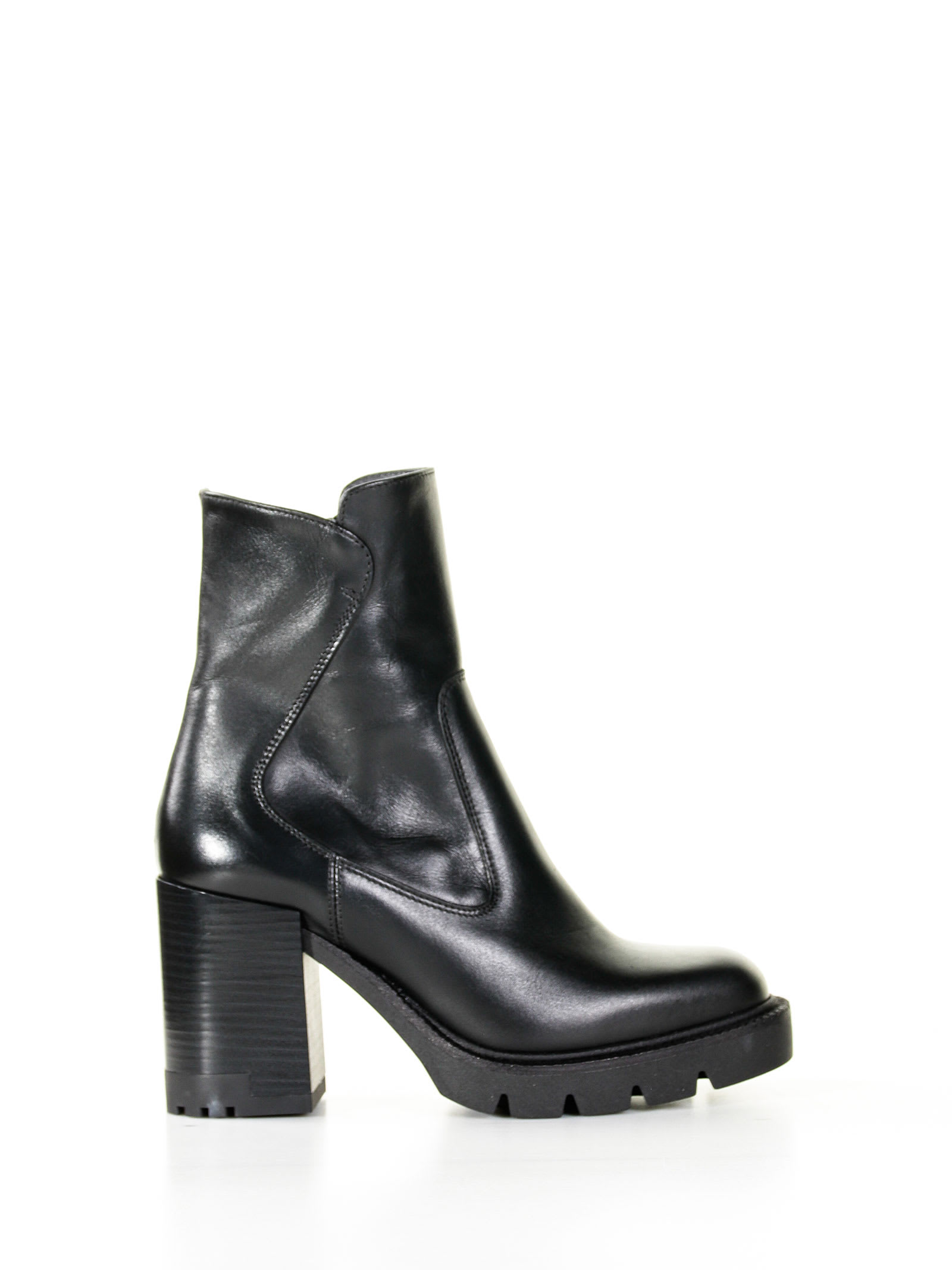 Janet & Janet Leather Ankle Boot