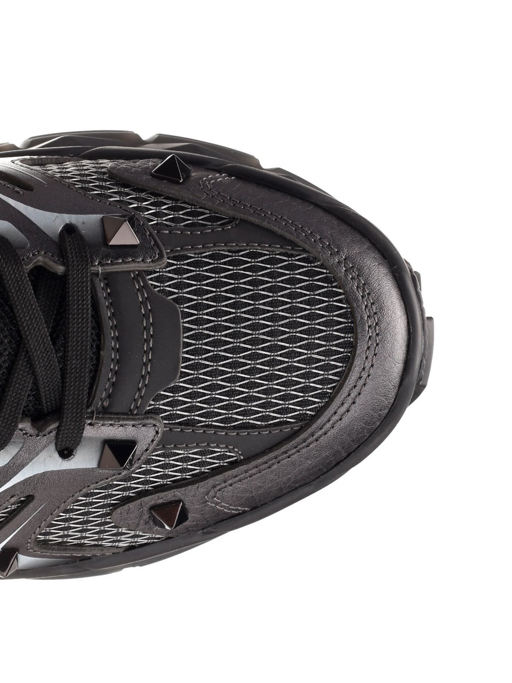 Shop Valentino Ms-2960 Low-top Sneaker In Black