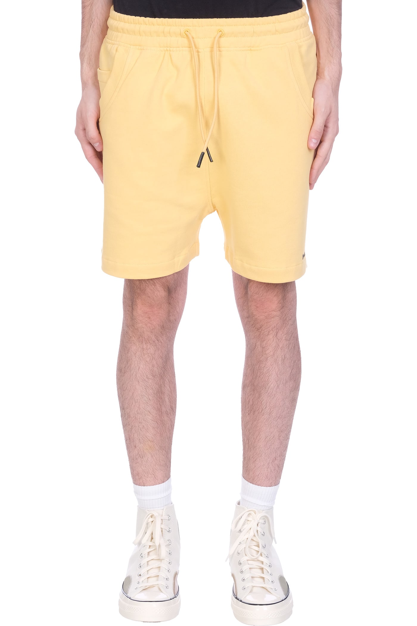 Drôle de Monsieur Shorts In Yellow Cotton