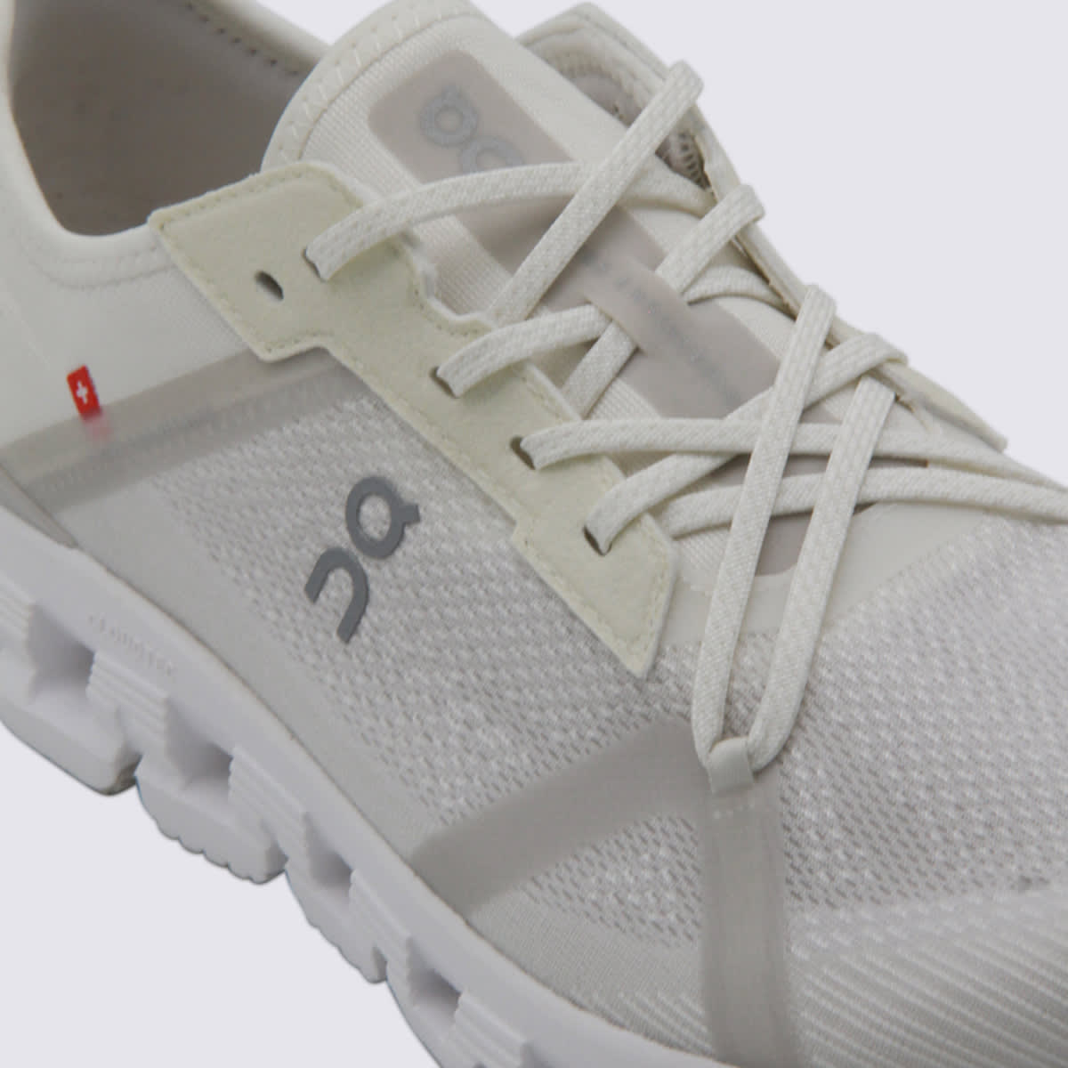 On White Cloud X 4 Sneakers In Gray
