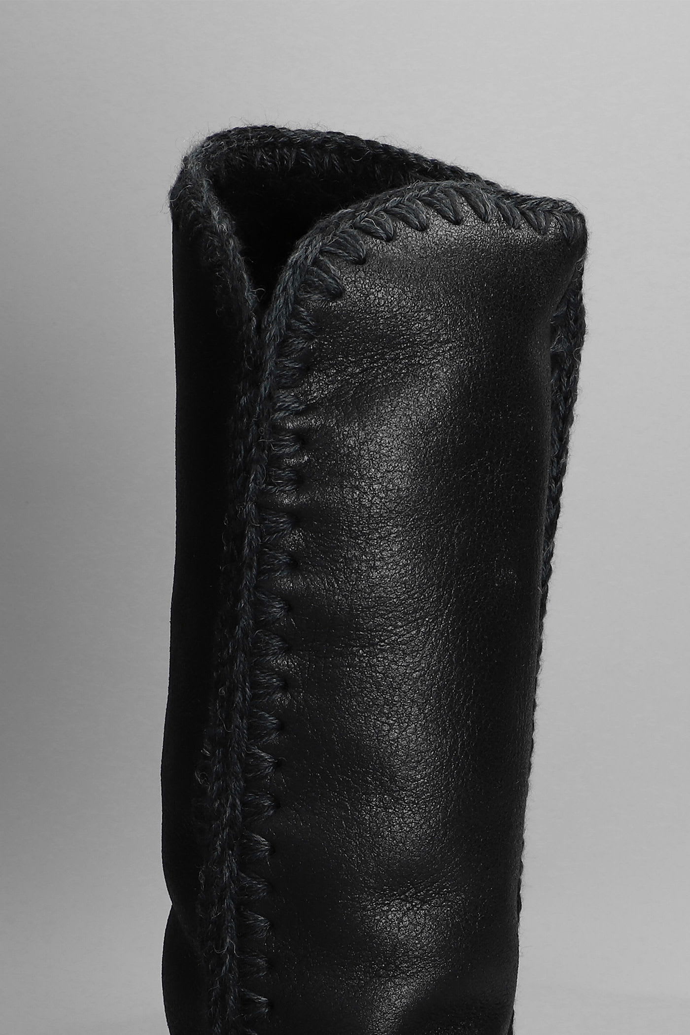 Mou Eskimo 40 Low Heels Boots In Black Leather In Black