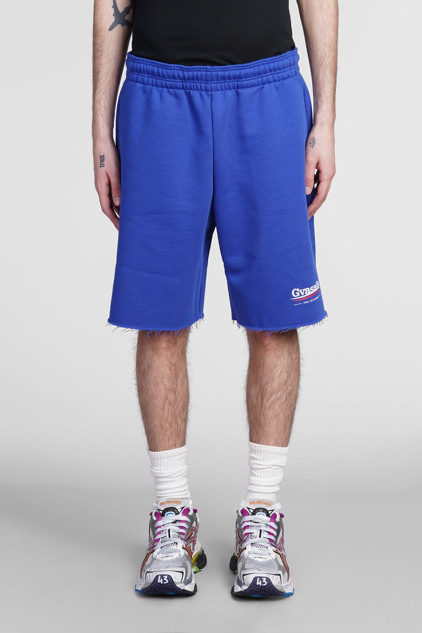 VETEMENTS SHORTS IN BLUE COTTON