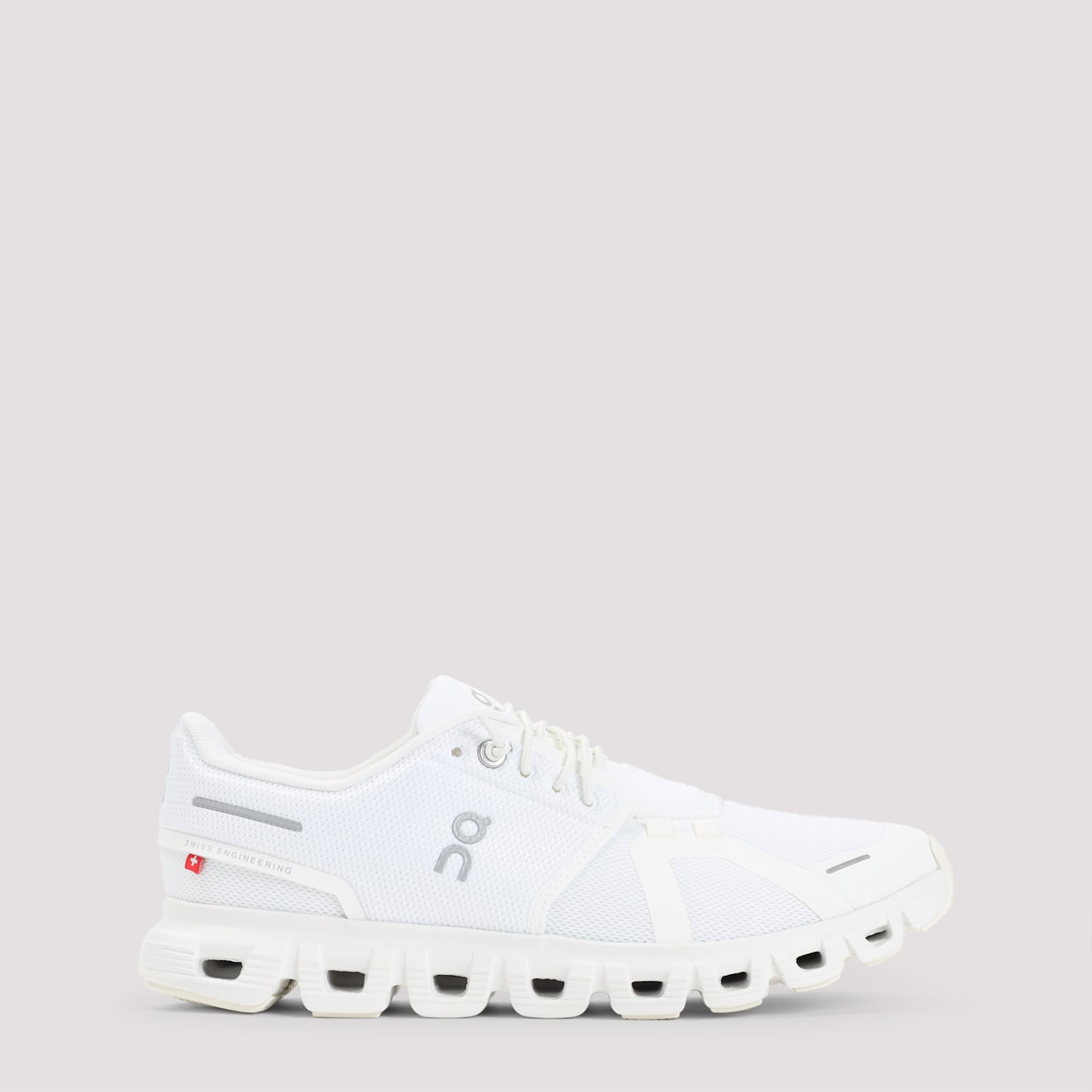 ON CLOUD 6 SNEAKERS 