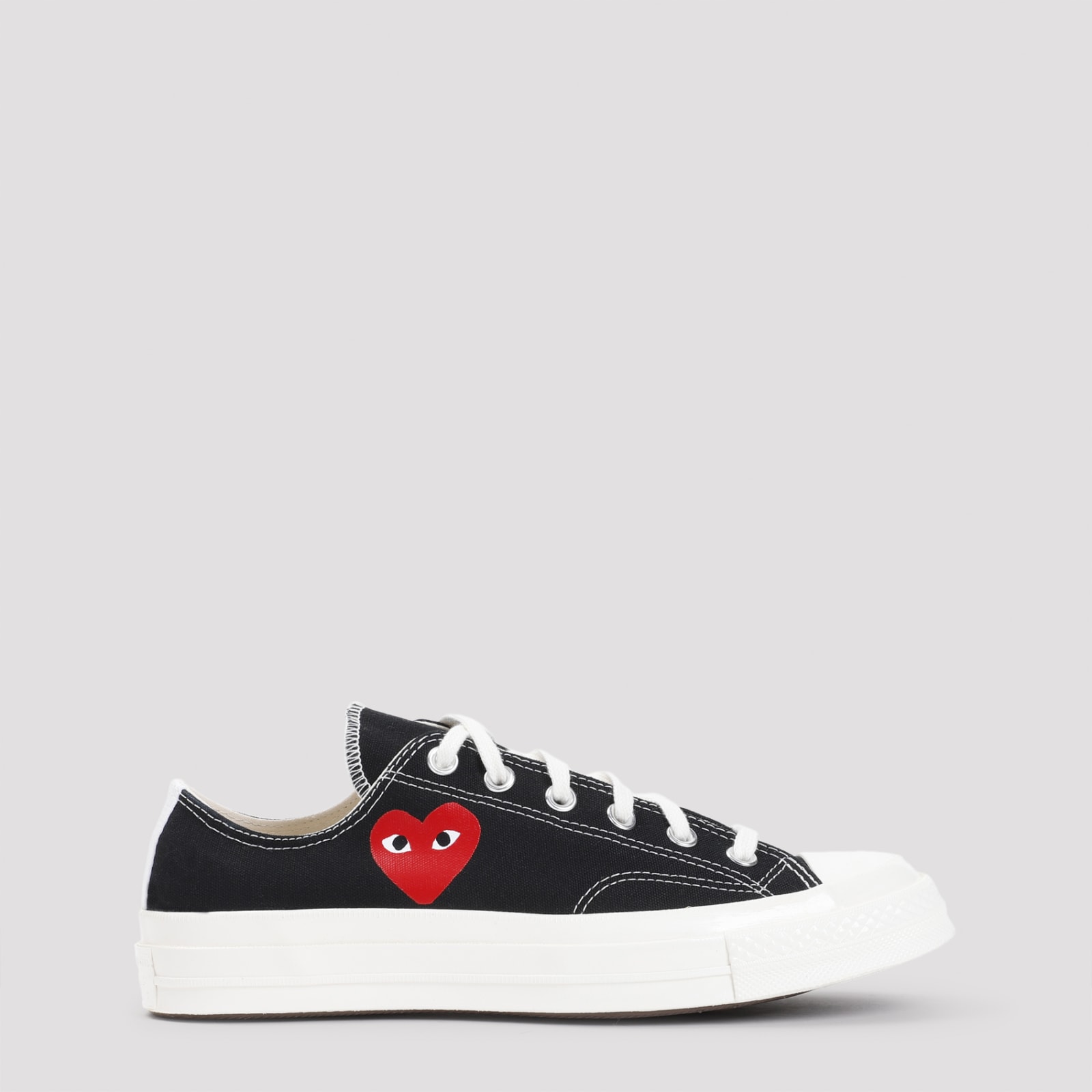 Comme Des Garçons Play Low Top Sneakers