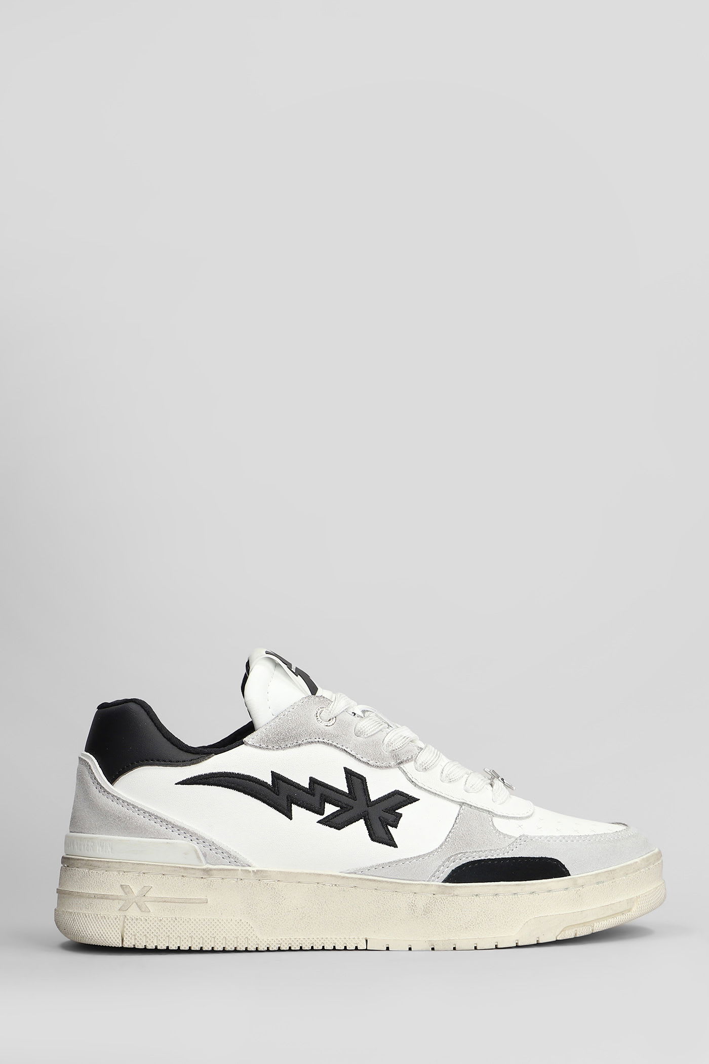 Sneakers In White Suede And Leather