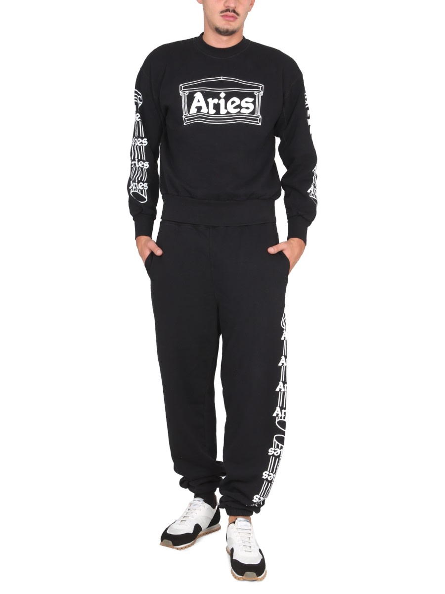 Shop Aries Crewneck Sweatshirt In Black