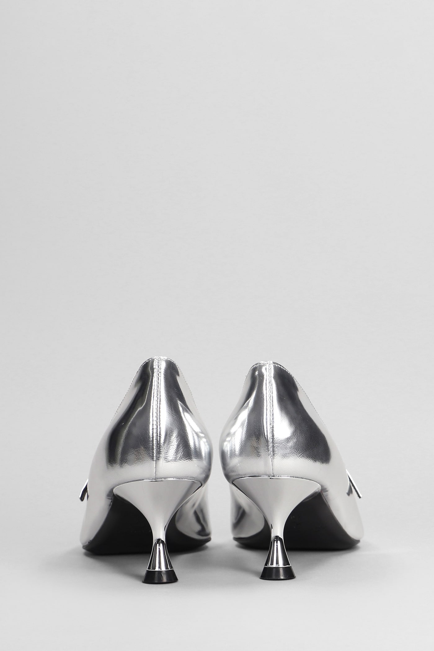 Shop Marc Ellis Pumps In Silver Leather