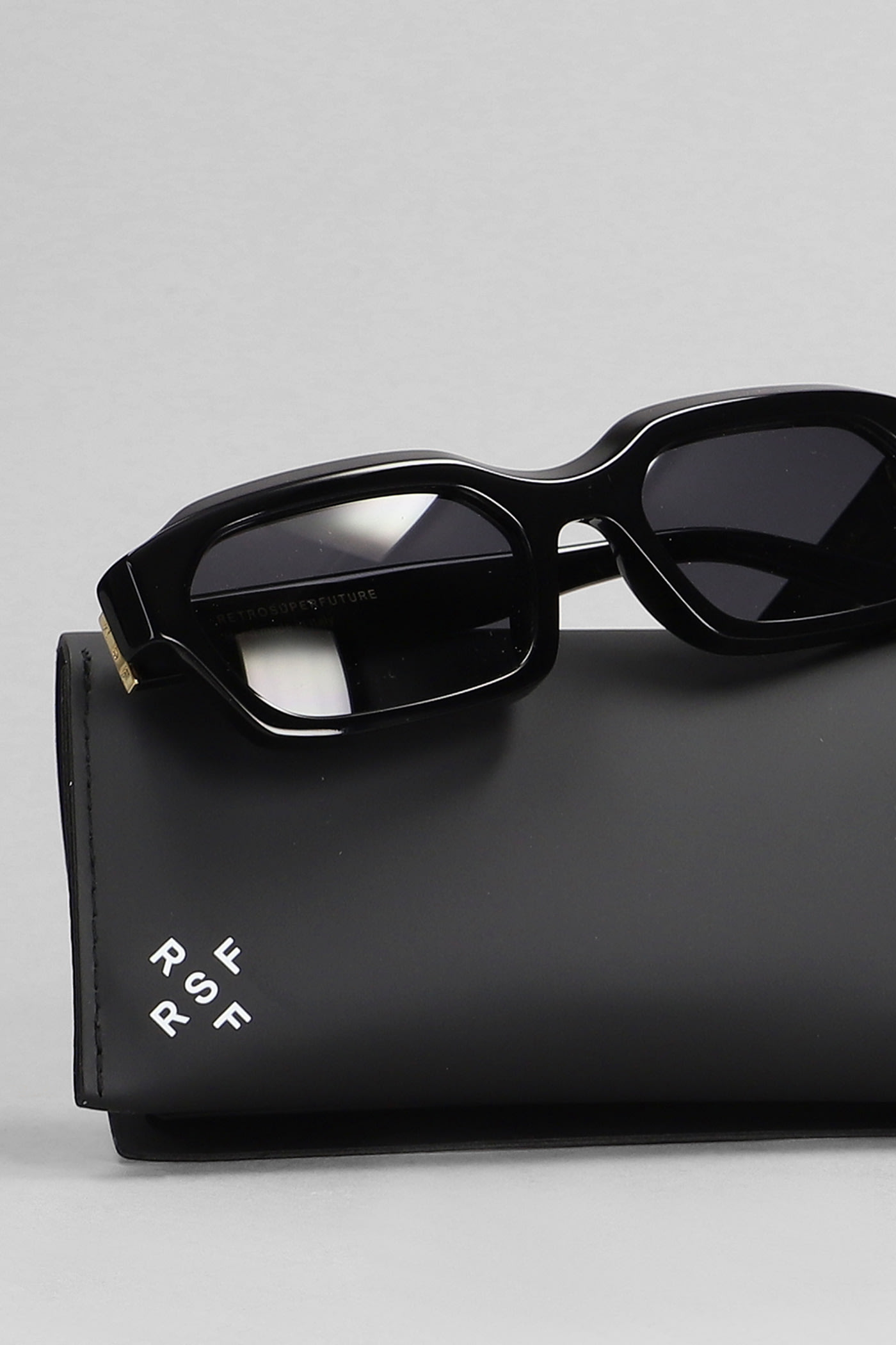 RETROSUPERFUTURE SUNGLASSES IN BLACK ACETATE 