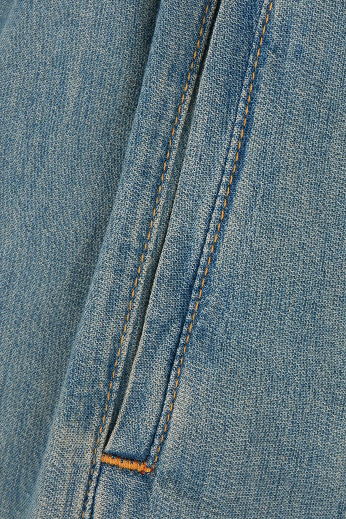 Moschino Button Detail Denim Shorts In Blu