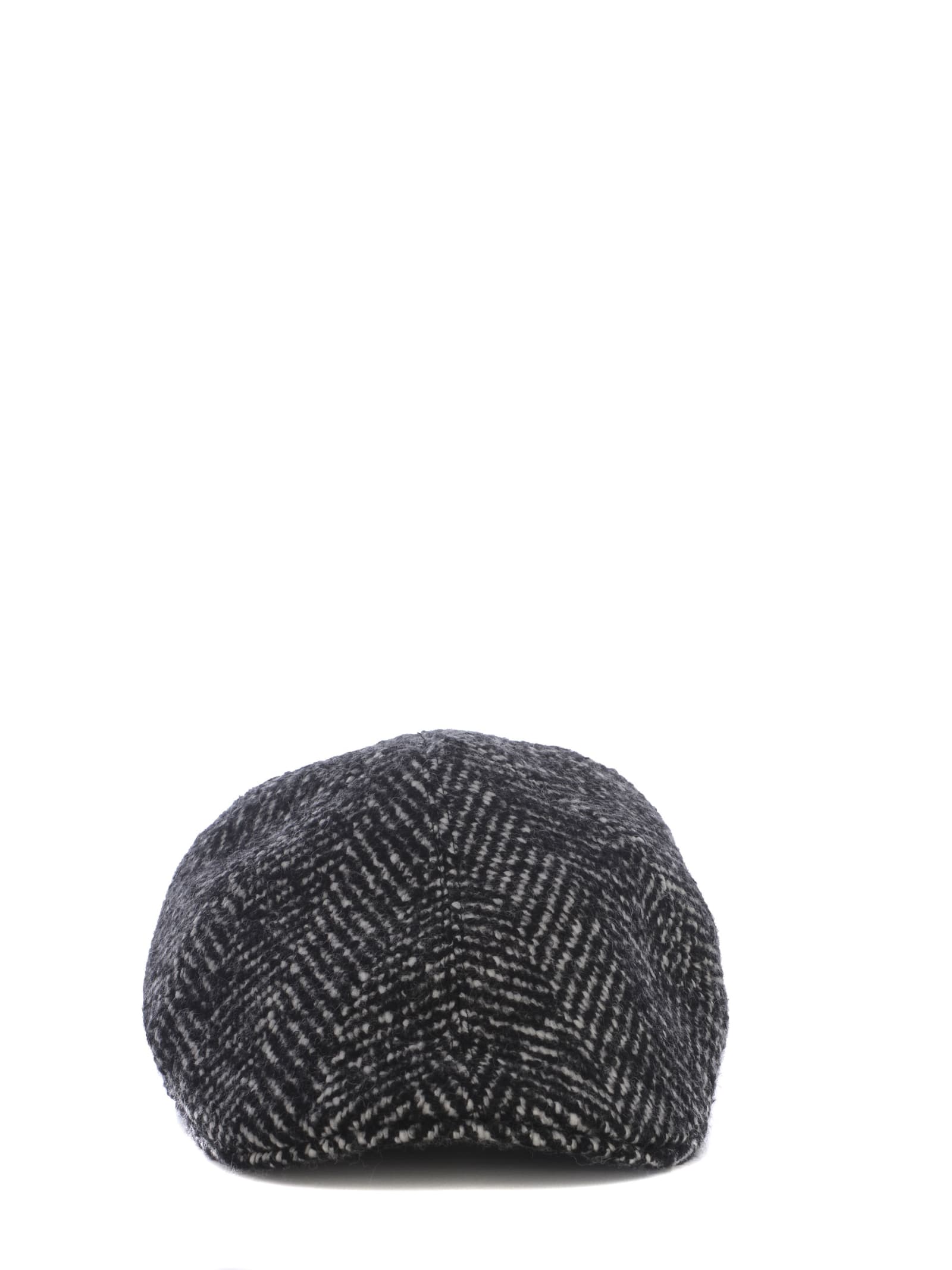 Shop Tagliatore Cap  In Wool In Black