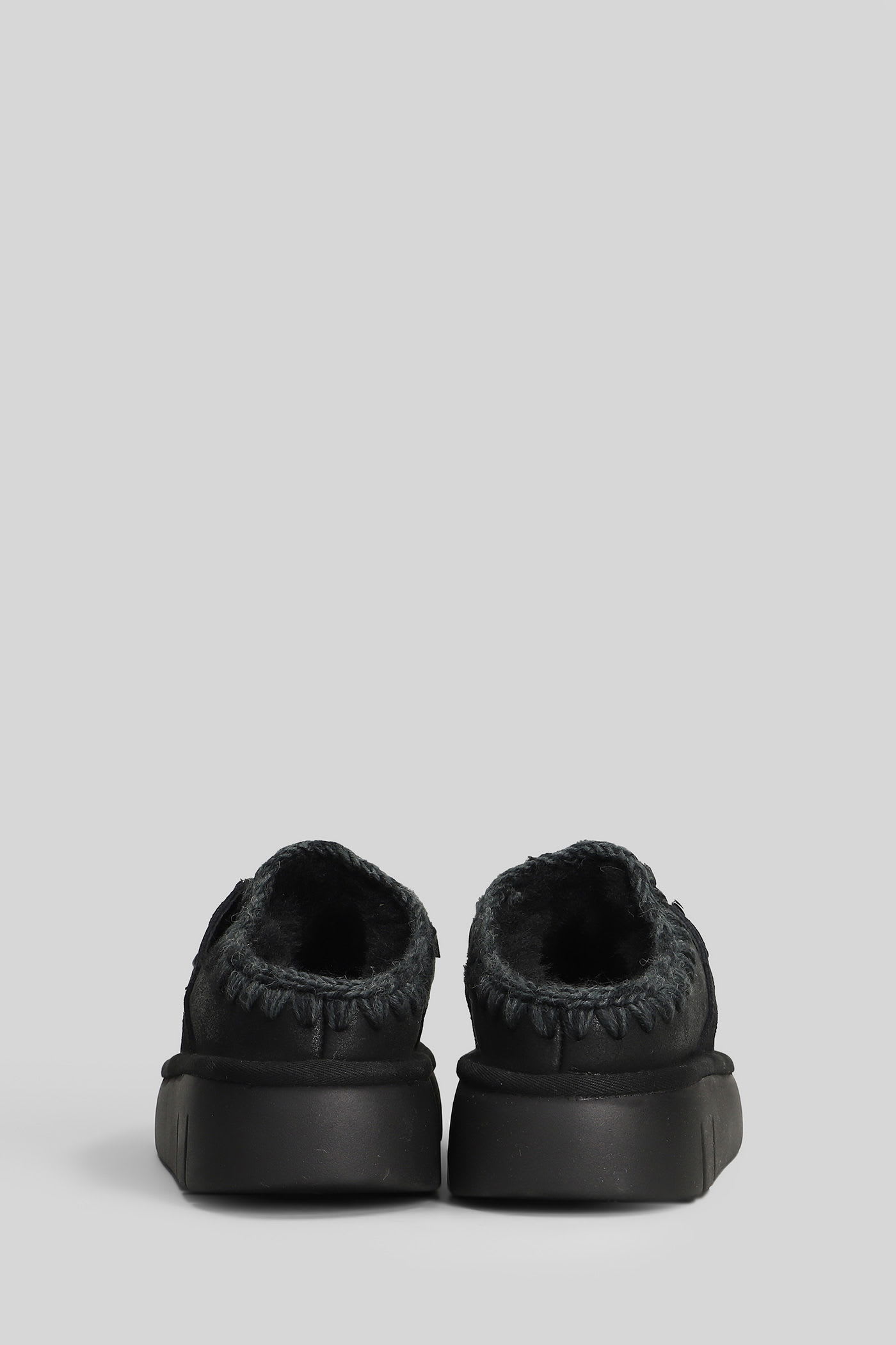 Mou Bounce Clog Slipper-mule In Black Leather In Black