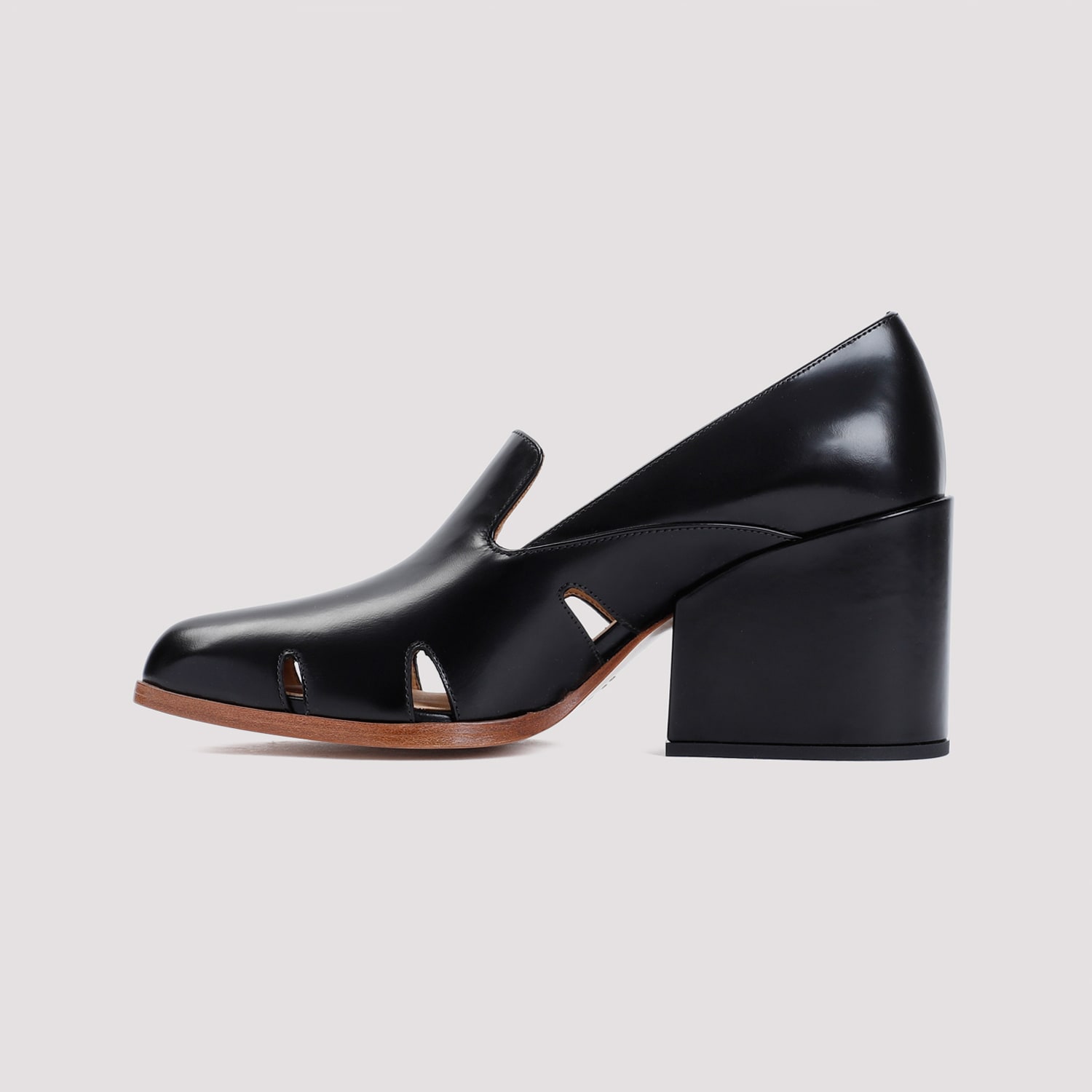 Shop Gabriela Hearst Eliza Pumps In Blk Black