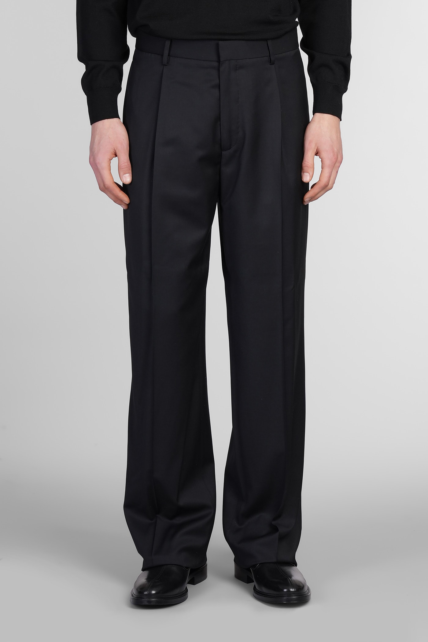 Lardini Pants In Black Wool In Black