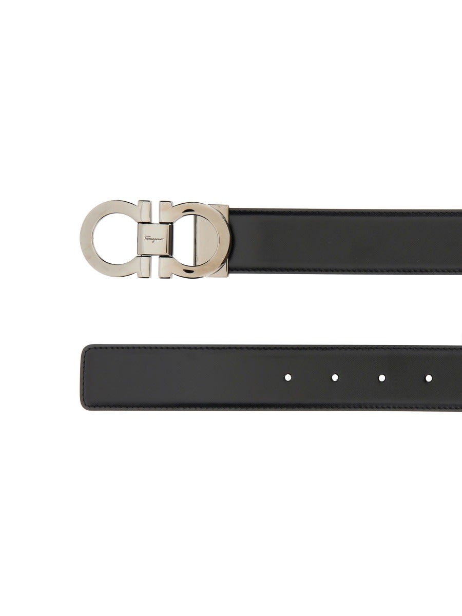 Ferragamo Reversible Belt Adjustable Length Smooth Finish Metal Buckle In Black