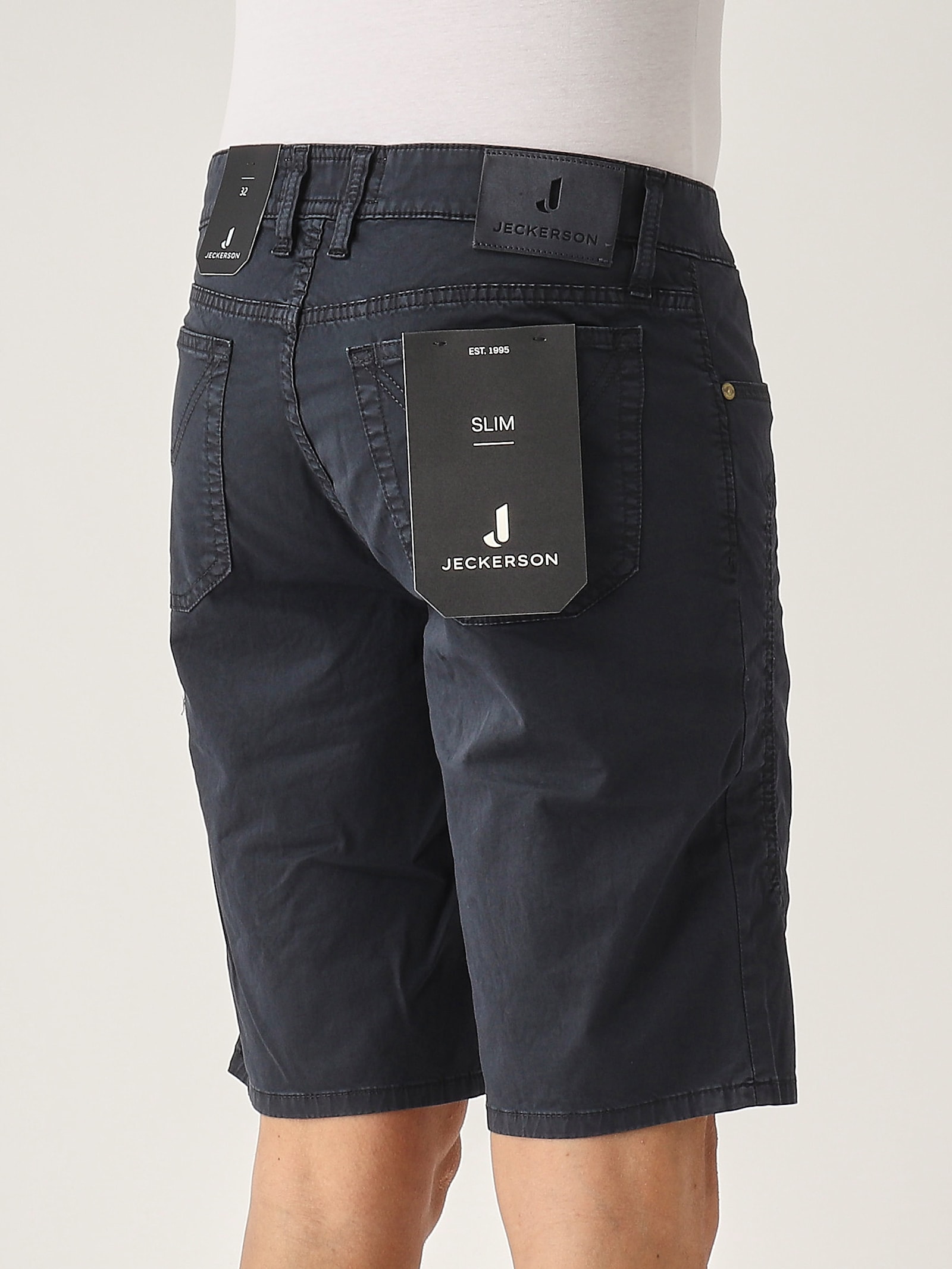 Jeckerson Bermuda Jayden Slim Fit Con Toppa In Raso Ppt No Smeriglio Bermuda In Black