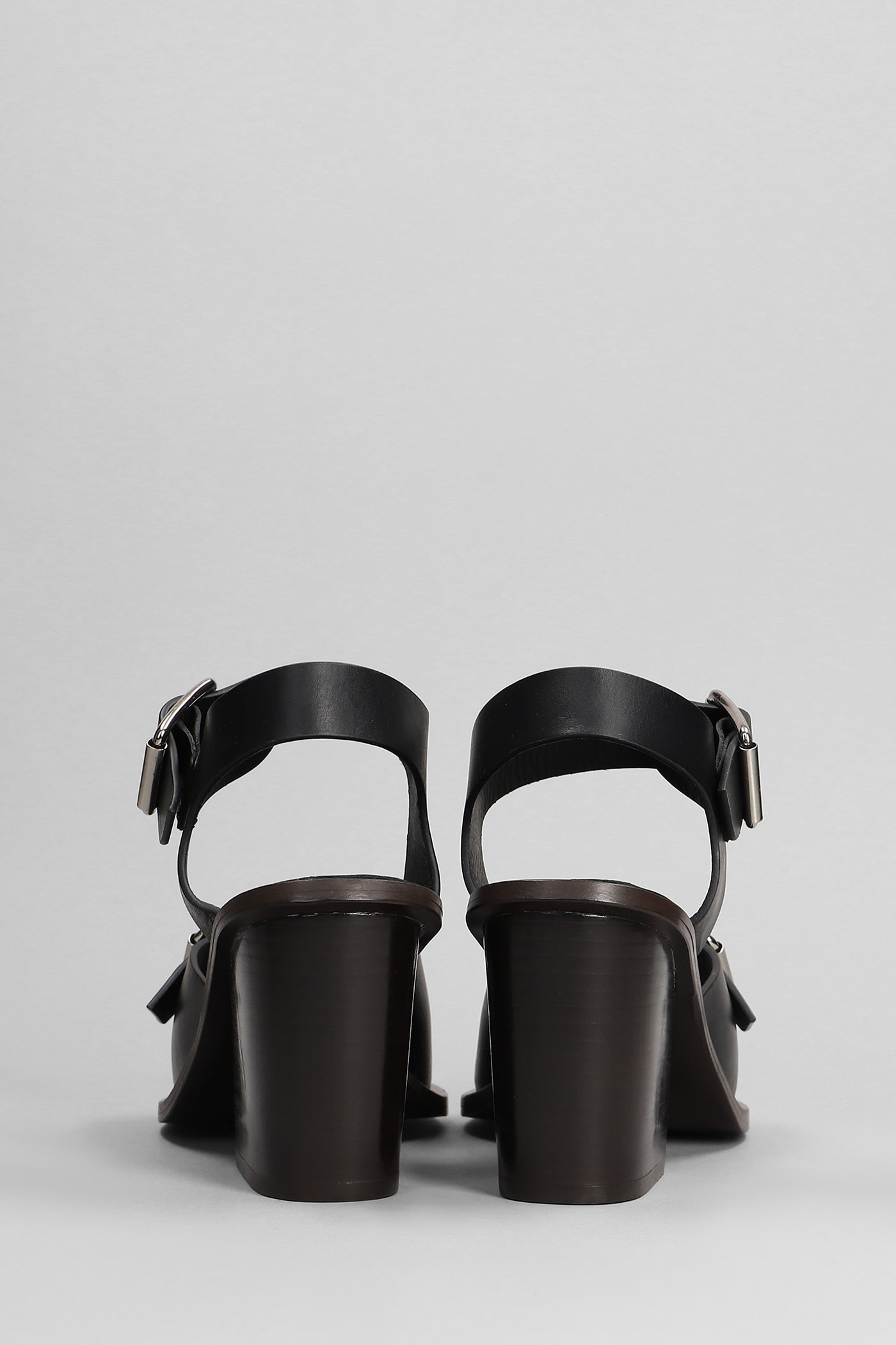 Shop Lemaire Sandals In Black Leather In Nero