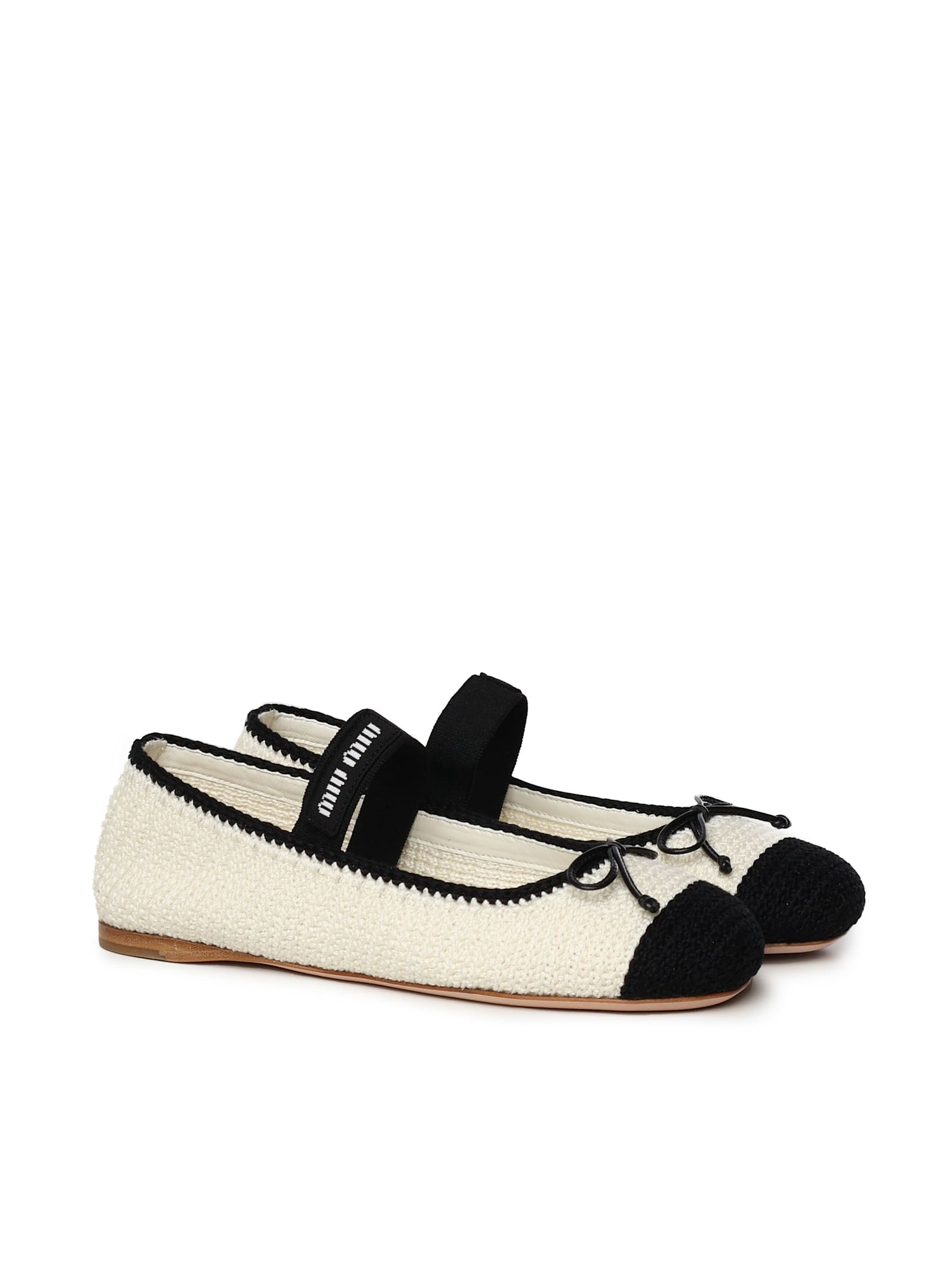 Miu Miu Ballerina In White And Black Crochet Knit Women In Avorionero