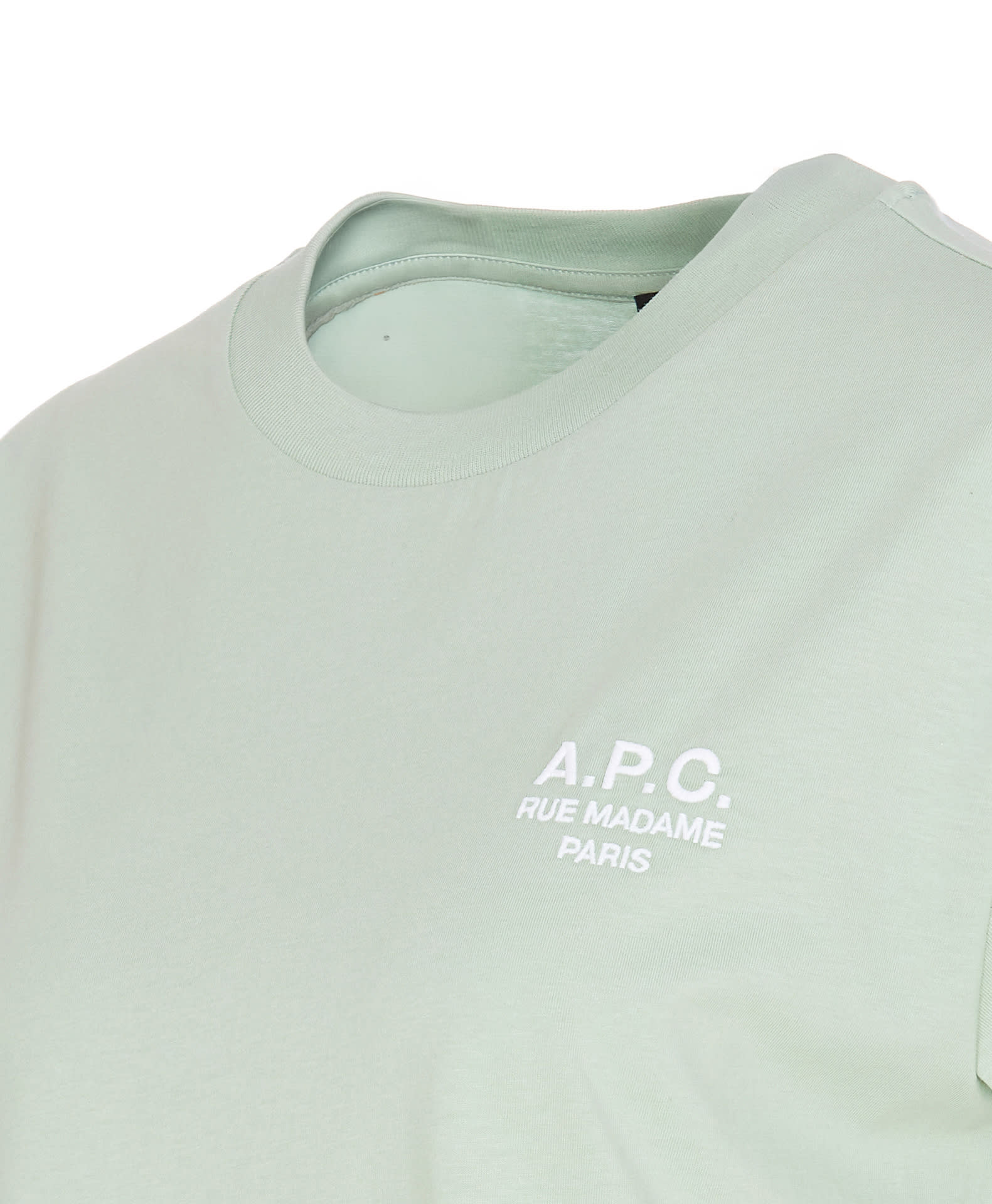 Shop Apc Standard T-shirt In Green